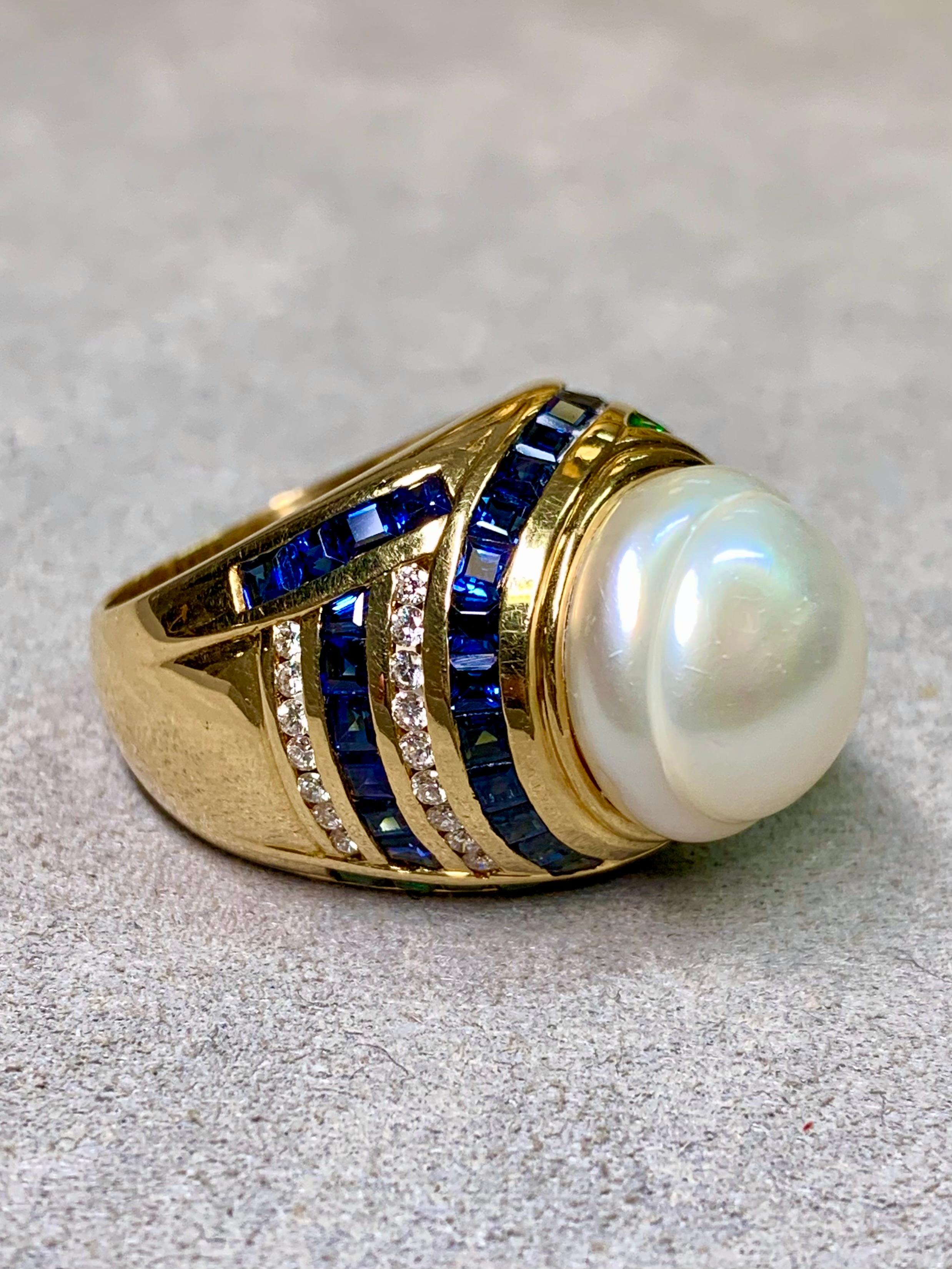 Contemporain Robert The WINC 18K Bague Cocktail Perle Diamant Tsavorite Saphir Dôme en vente