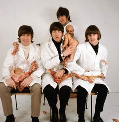 The Beatles In White „Yesterday and Today“ Albumcover-Fotografie von Robert Whitaker