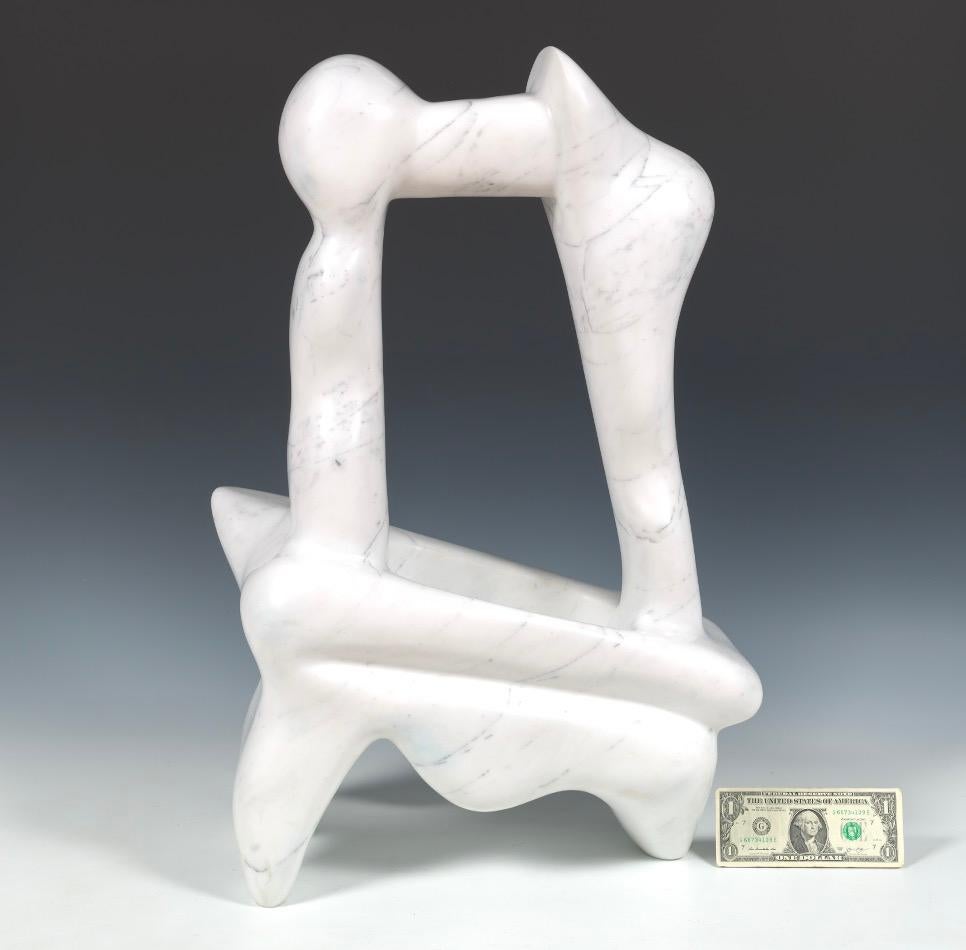 Robert Winslow est devenu un sculpteur et un peintre reconnu à la fin des années 1970.  Ses peintures et sculptures font partie des collections de nombreuses sociétés de premier plan, dont McDonalds Corp, Helene Curtis Corp, The Chicago Board
