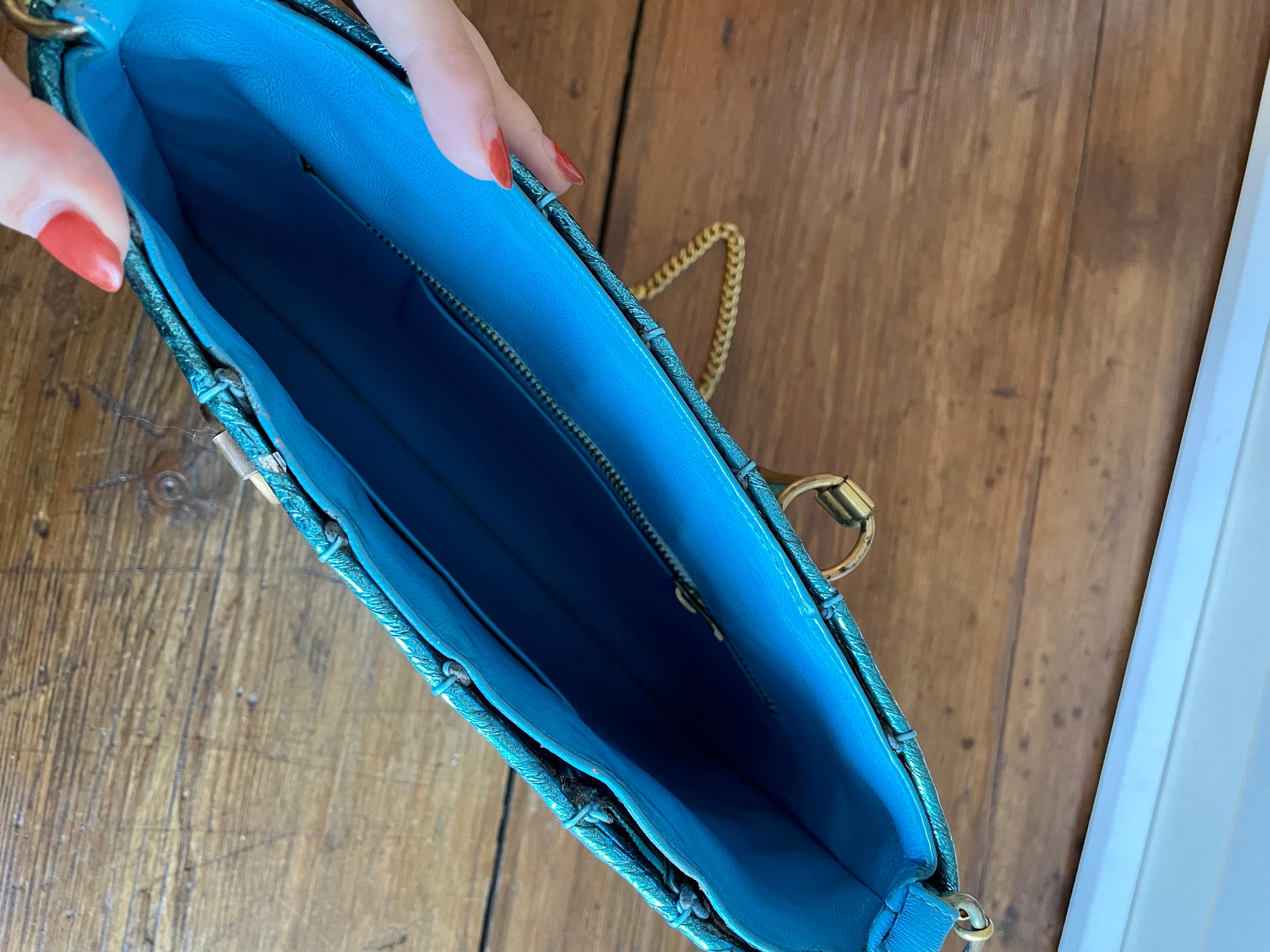 Roberta di camerino 50s turquoise bag In Good Condition For Sale In Carnate, IT
