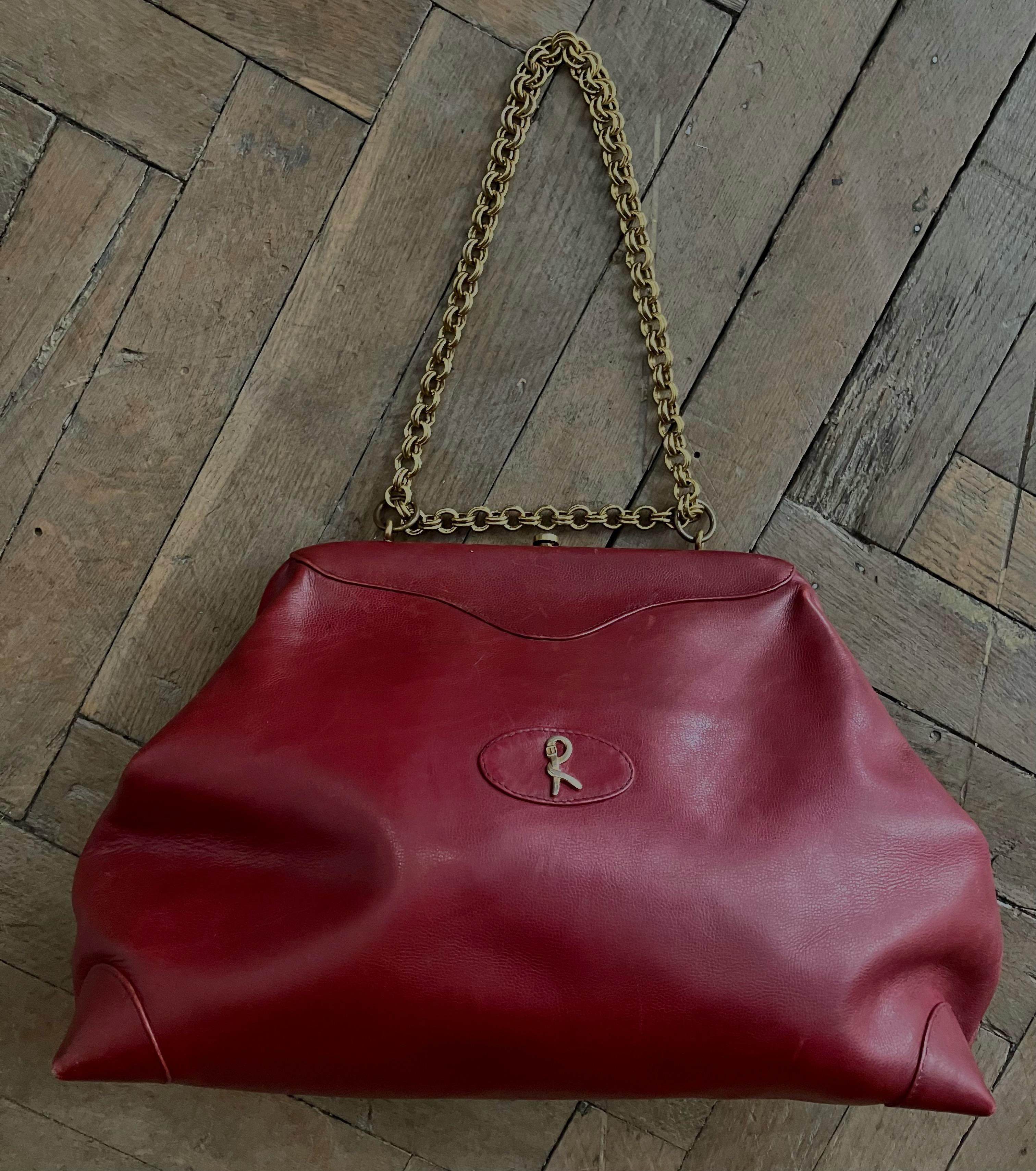 Roberta Di Camerino Bordeaux Leather Large Doctor Chain Bag For Sale 3