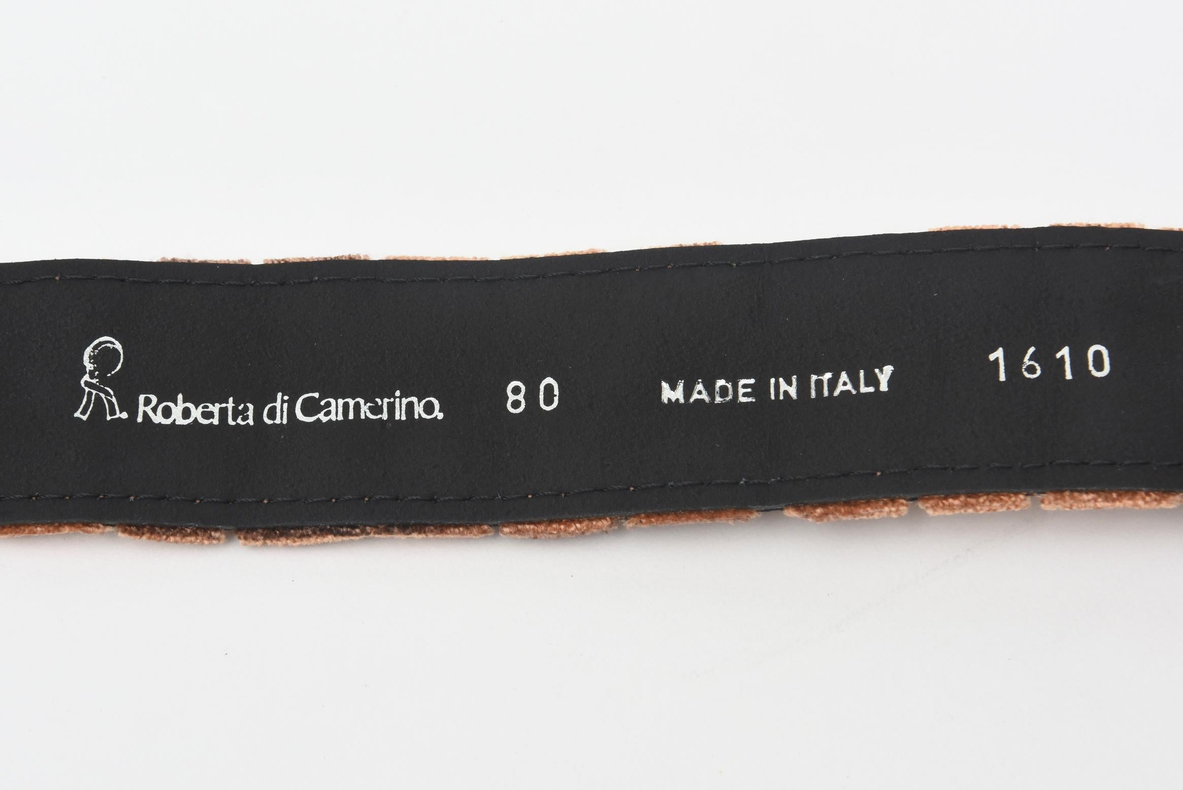 Roberta Di Camerino Ceinture en velours coupé noir et brun et boucle en métal argenté en vente 4