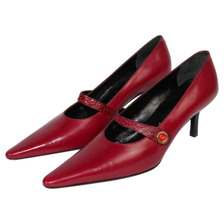 Roberta di Camerino Red Pump Heels Decollete Shoes 5, 5 1980s For Sale