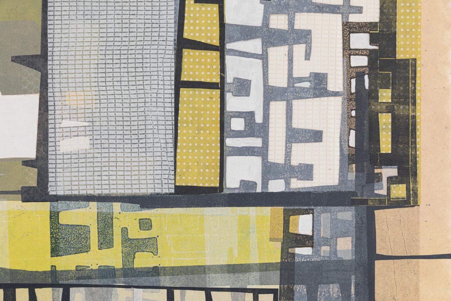 Blocs du milieu du siècle dernier - Impression abstraite en jaune marine pêche d'inspiration Mid Mod - Abstrait Print par Roberta E. Laine