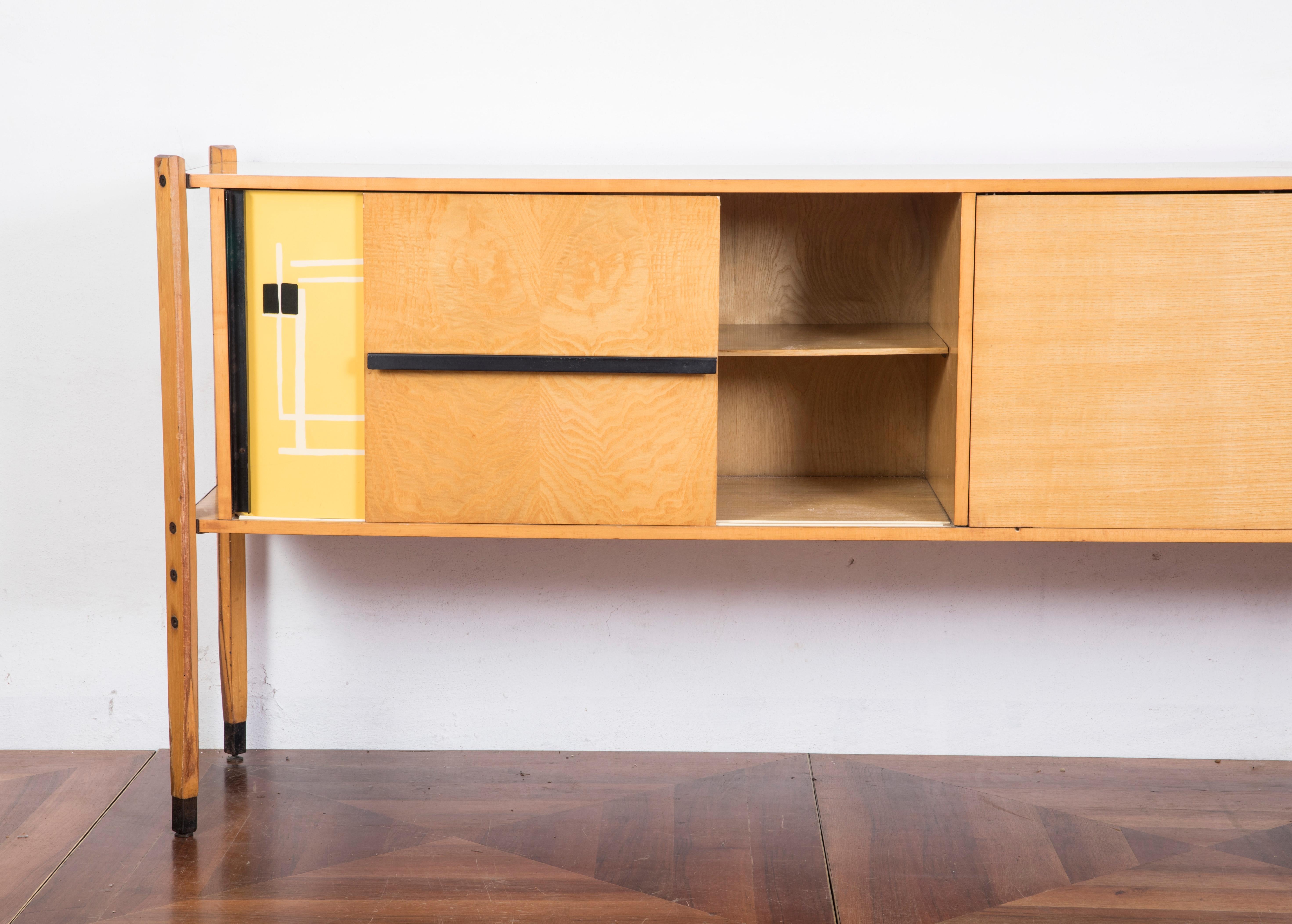 Mid-Century Modern Roberto Aloi Oakwood and Abstract Pattern Printed Plastic Italian Sideboard