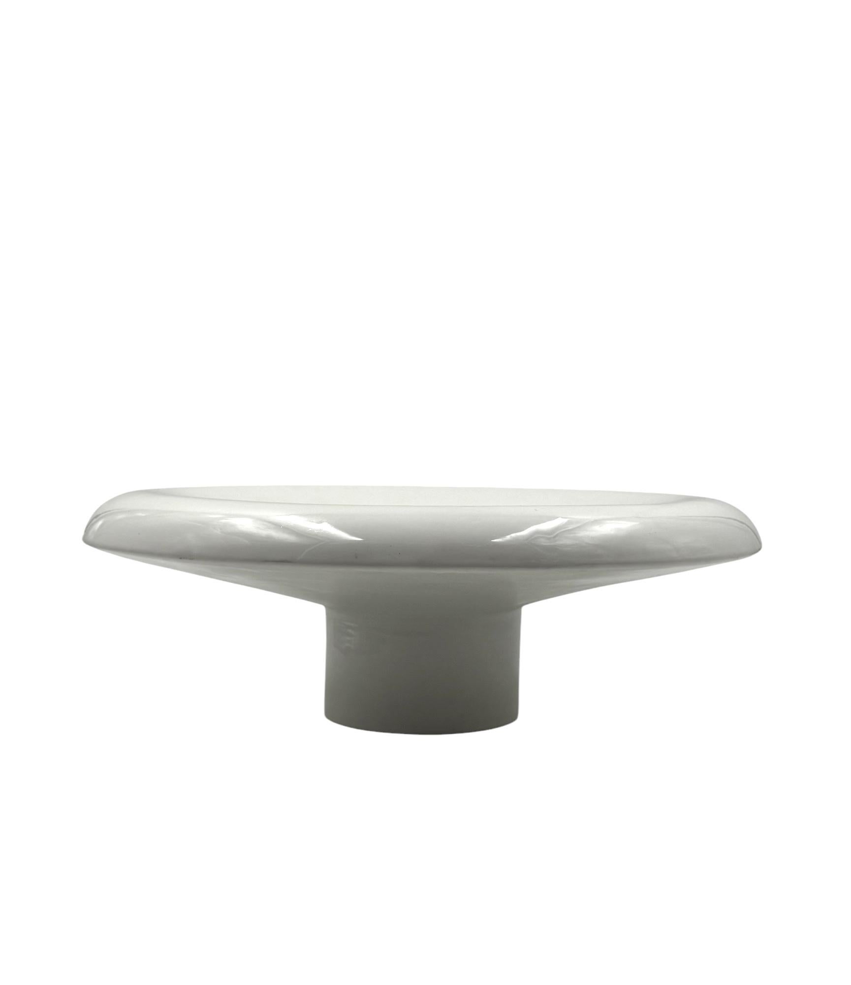 Roberto Arioli, space age white centerpiece / tray, Gabbianelli Italy ca. 1970 6