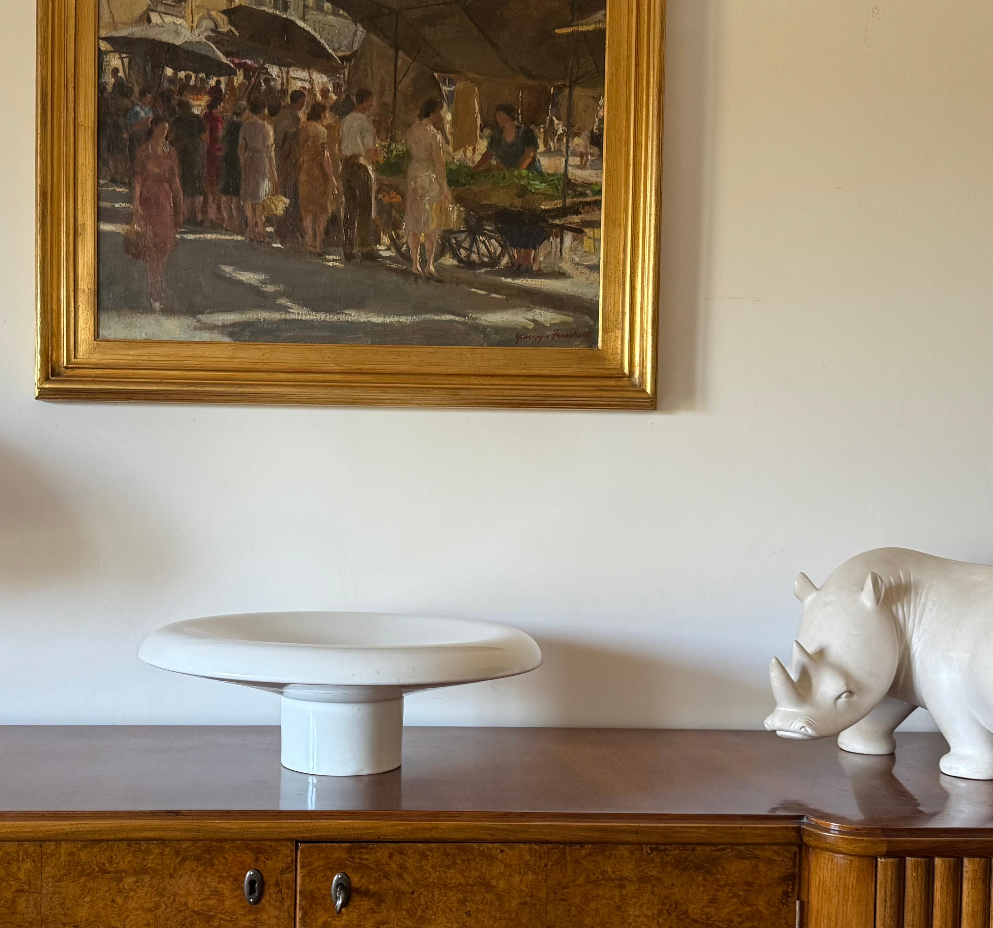 Space Age Roberto Arioli, space age white centerpiece / tray, Gabbianelli Italy ca. 1970