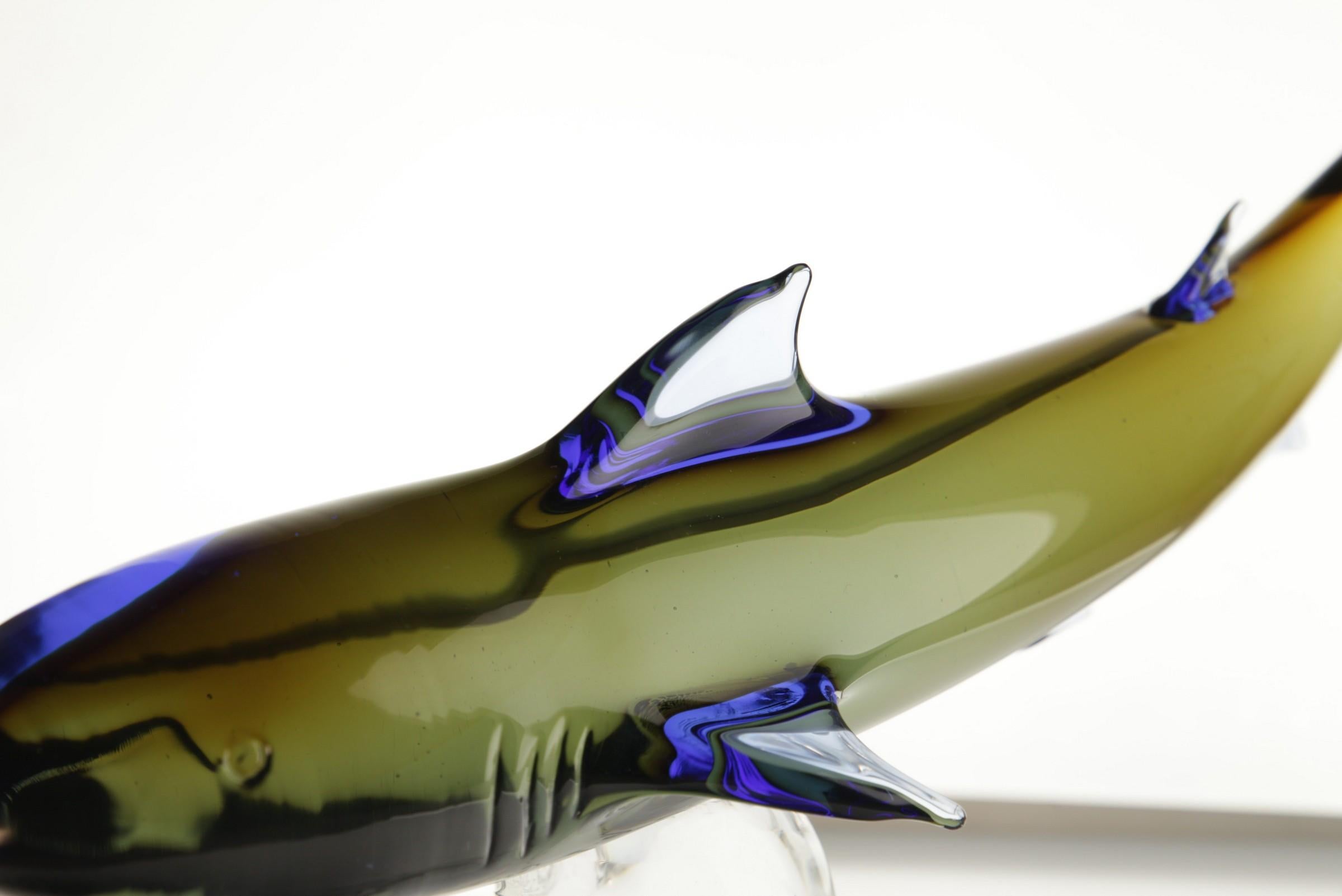 Italian Roberto Camozzo for Wyland, Hunting Shark on a Base, Murano Glass 1990s, Signed For Sale