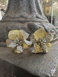 Roberto Casarin 18k Gold 12ctw GIA Yellow & White Diamond Large Flower Earrings