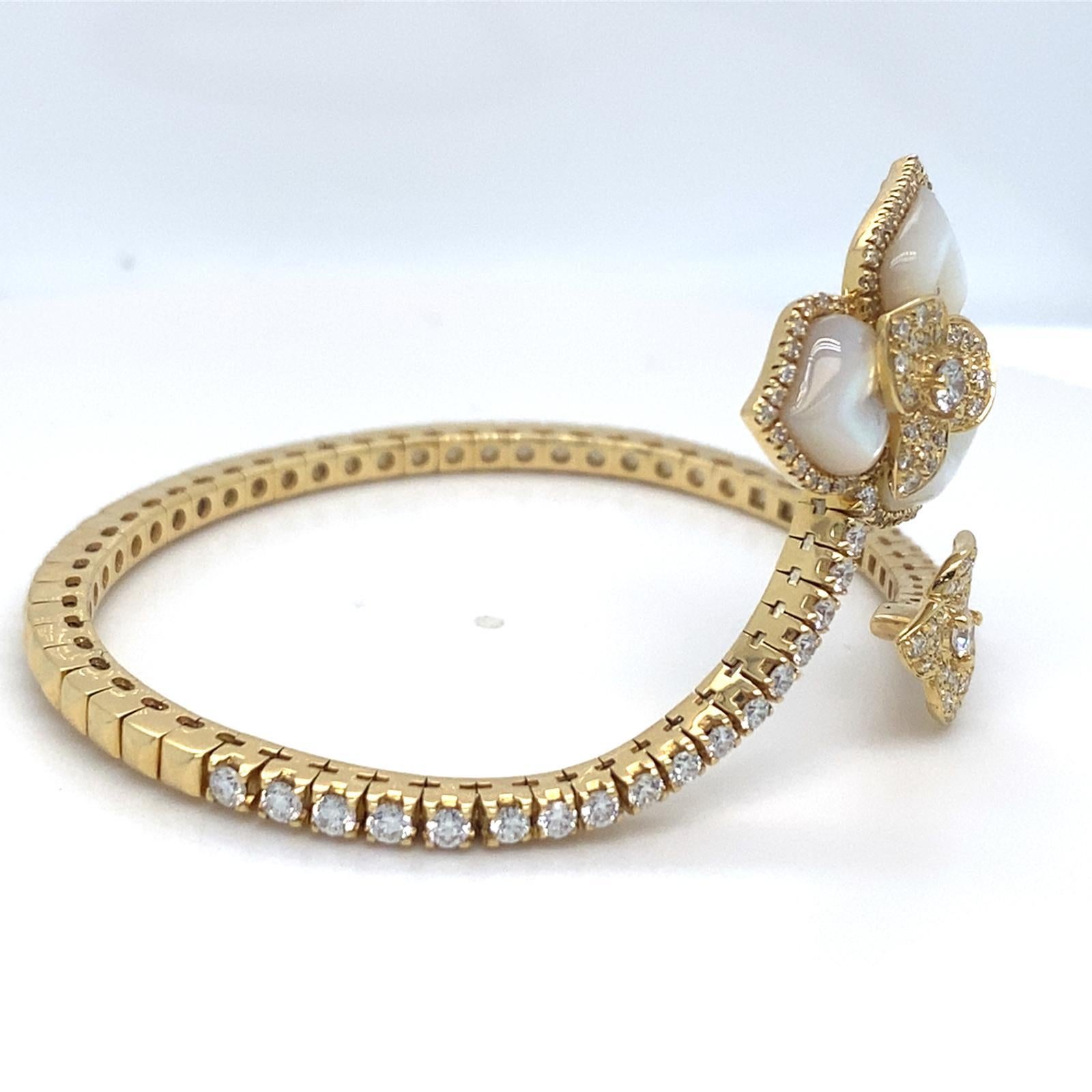 Roberto Casarin 18k Gold & Mother-of-Pearl Bracelet w/ 1.75ct Diamonds, Size 6 For Sale 5
