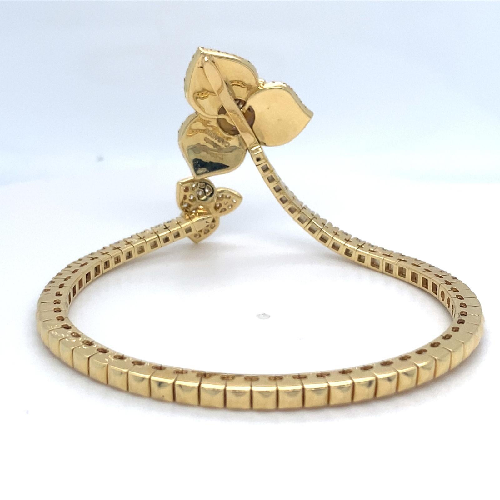 Women's or Men's Roberto Casarin 18k Gold & Mother-of-Pearl Bracelet w/ 1.75ct Diamonds, Size 6 For Sale