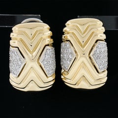 Roberto Casarin, boucles d'oreilles larges et couronnées en or 18 carats avec diamants sertis en pavé de 0,60 carat