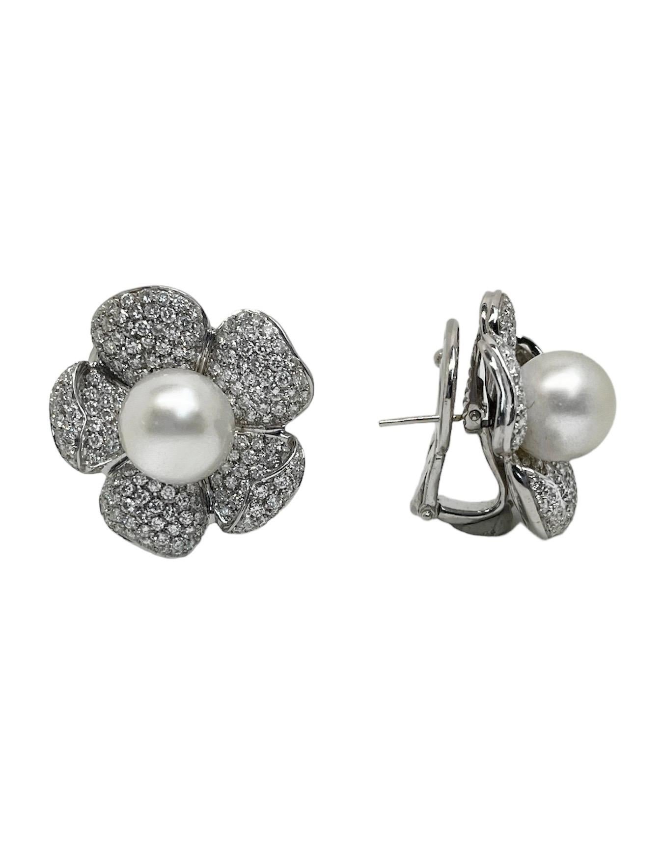 Contemporary Roberto Casarin, Cultured South Sea Pearl and Diamond Flower Earrings For Sale