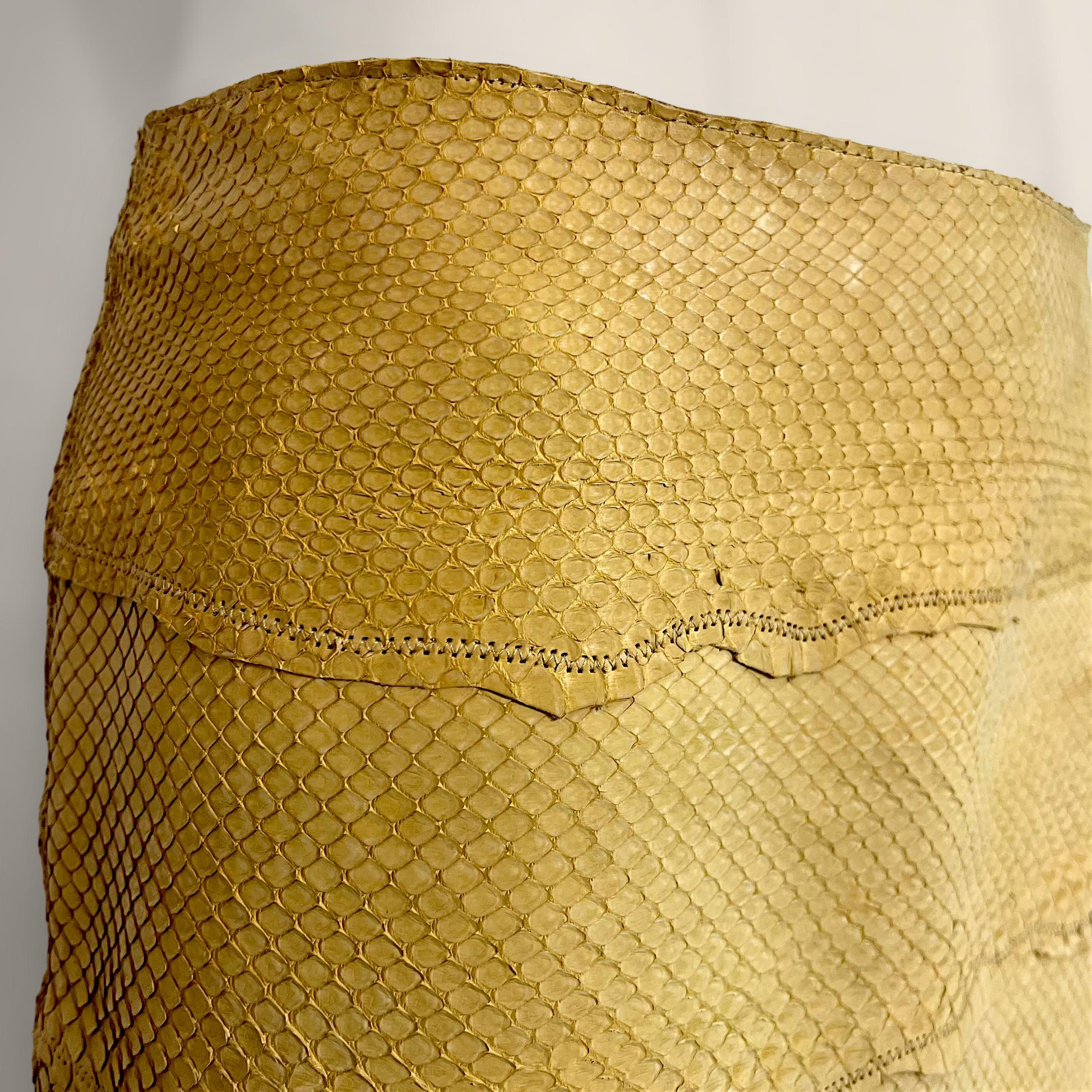 Marron Jupe style python Roberto Cavalli 1999 en vente