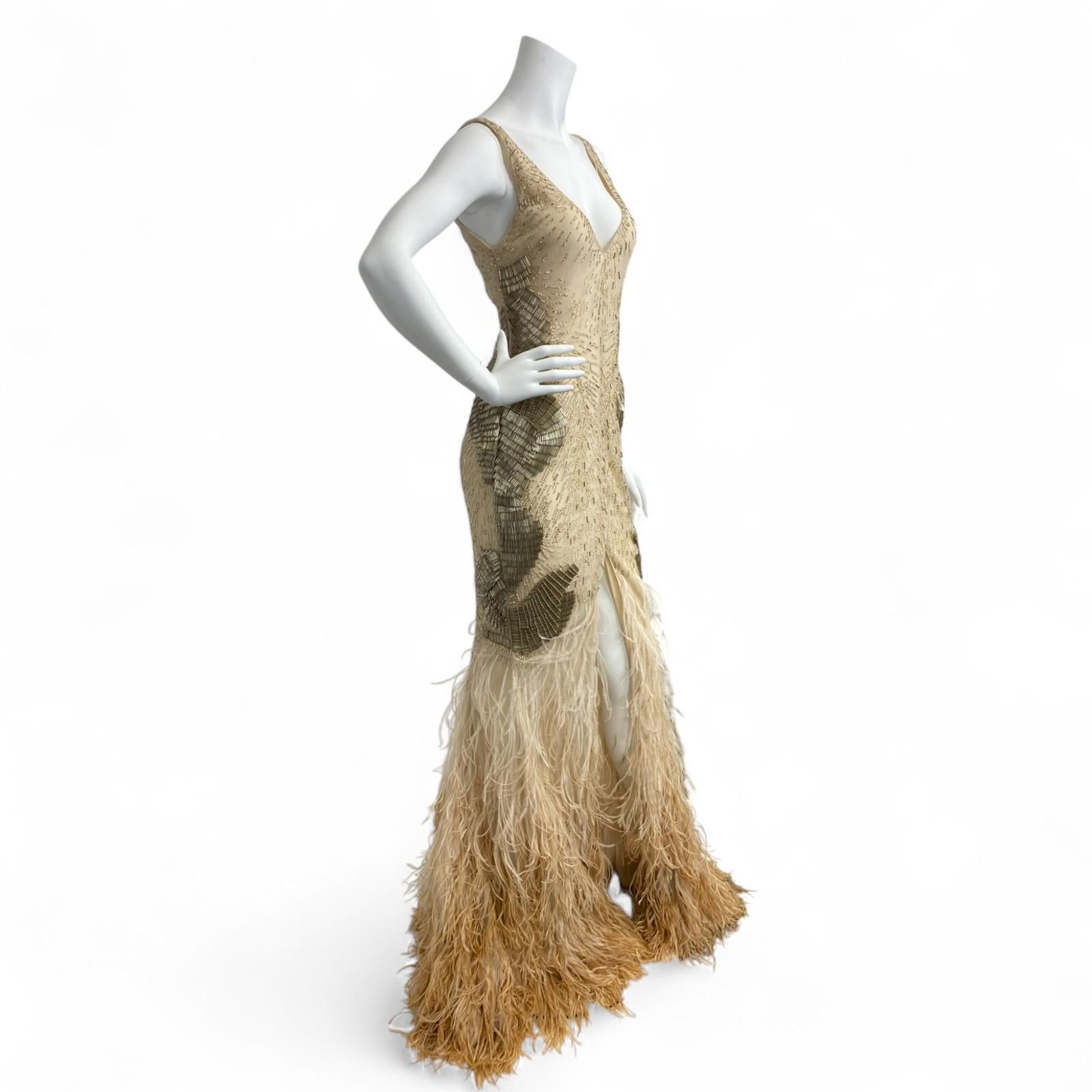 Roberto Cavalli 2000s Vestido de plumas con cuentas Marrón en venta