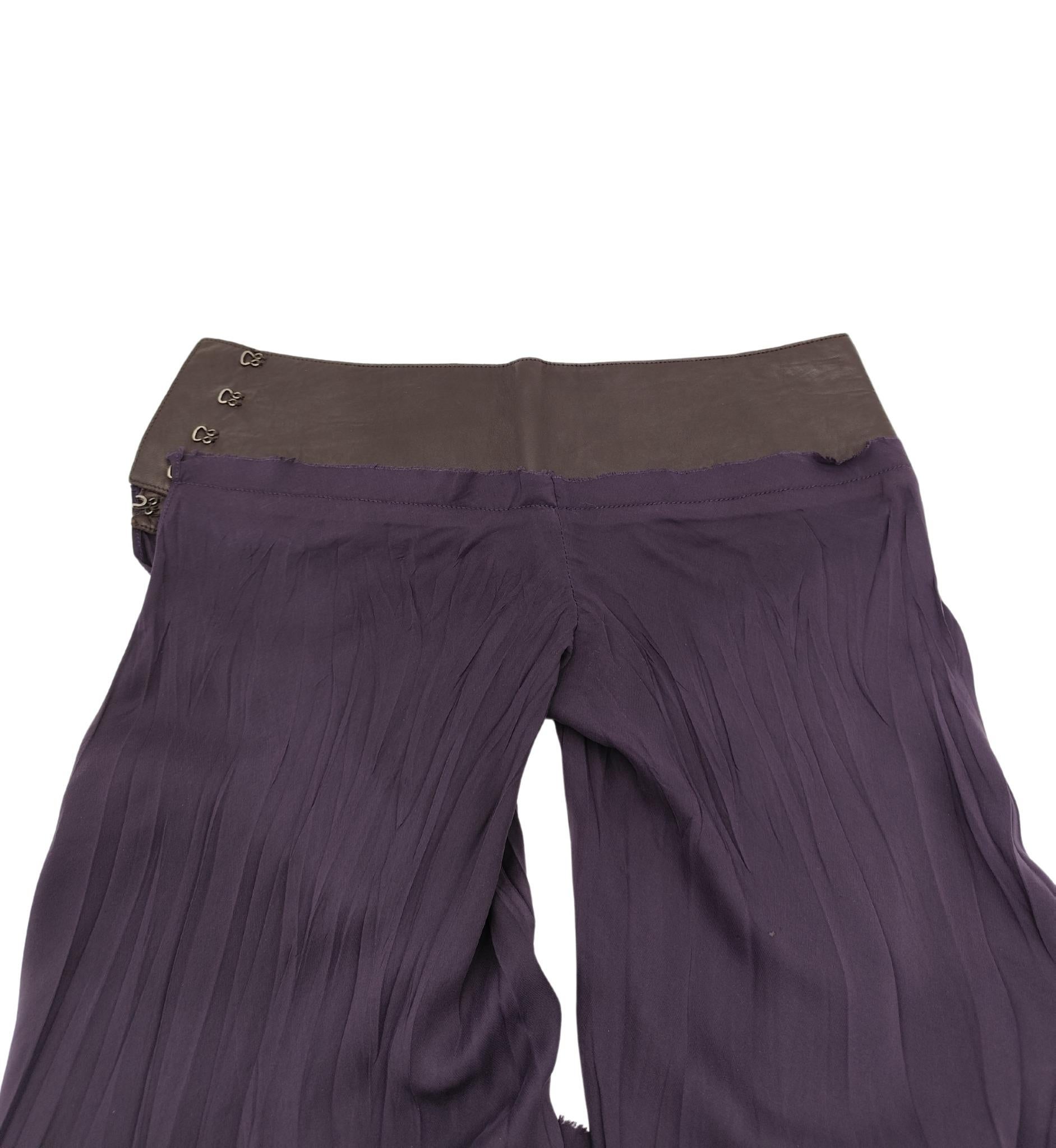 Roberto Cavalli 2000s purple silk and leather shirt and pants set For Sale 5