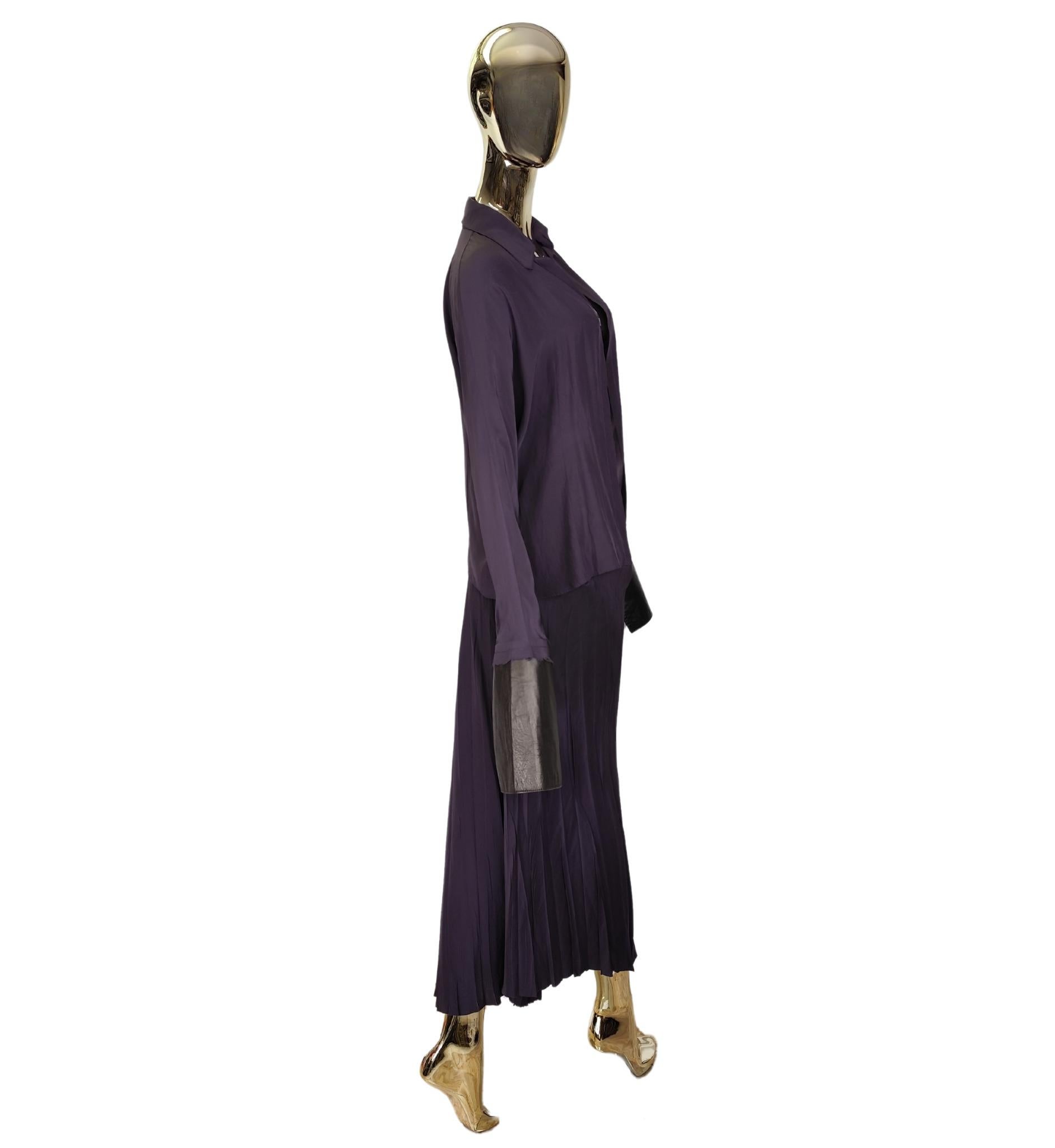 Black Roberto Cavalli 2000s purple silk and leather shirt and pants set For Sale