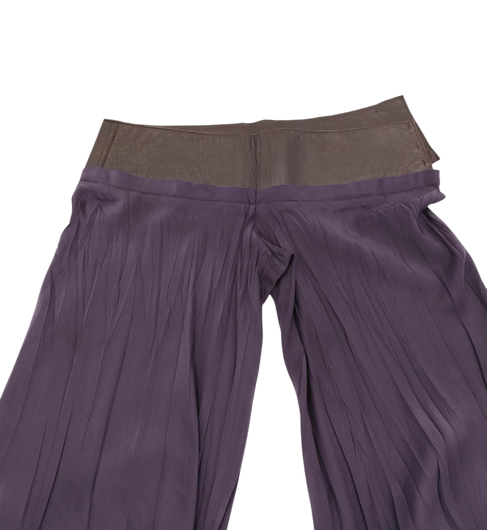 Roberto Cavalli 2000s purple silk and leather shirt and pants set For Sale 4