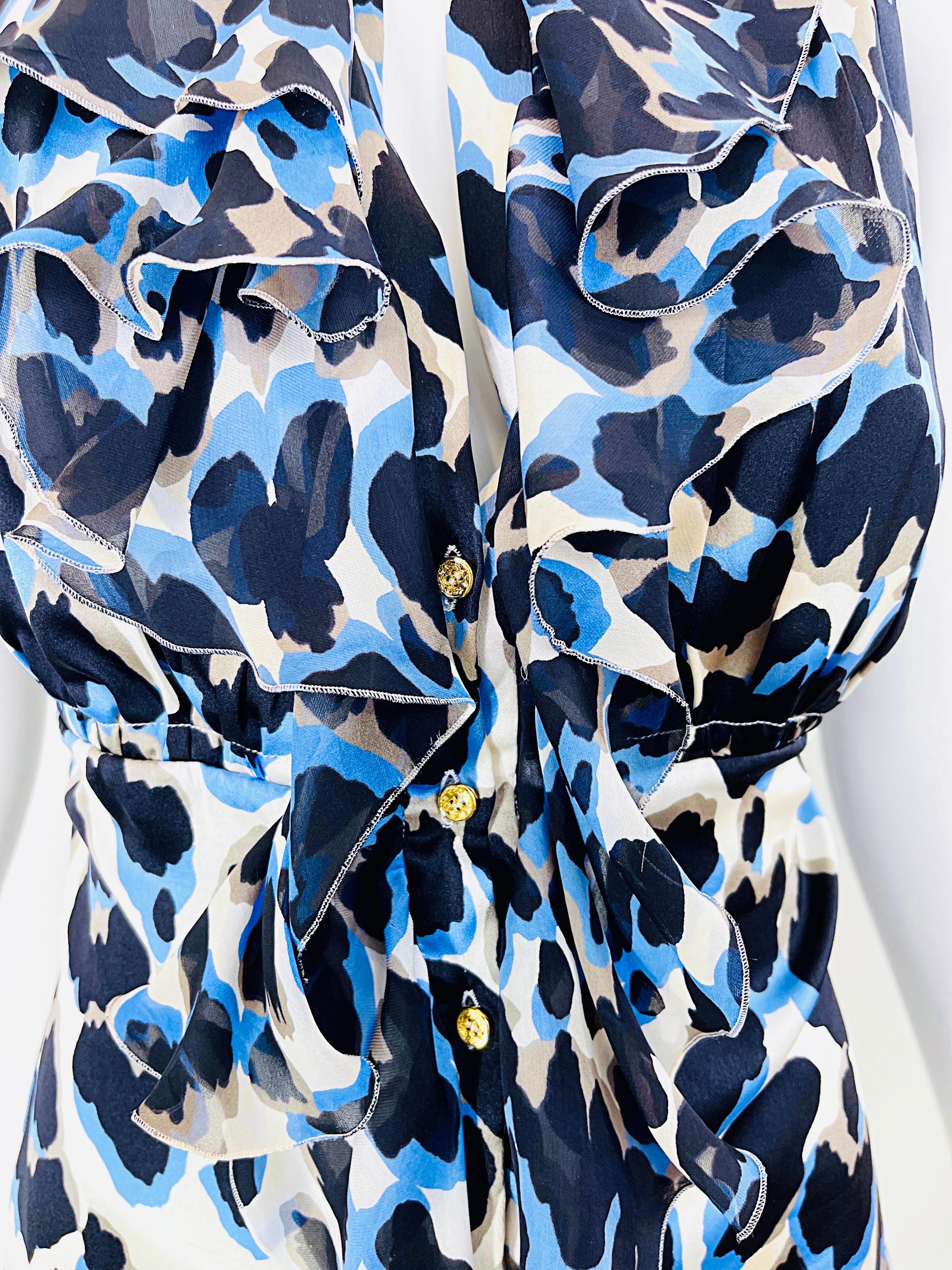 Roberto Cavalli 2000s Size 44 / US 8 Blue Leopard Silk Sleeveless Ruffle Blouse For Sale 5