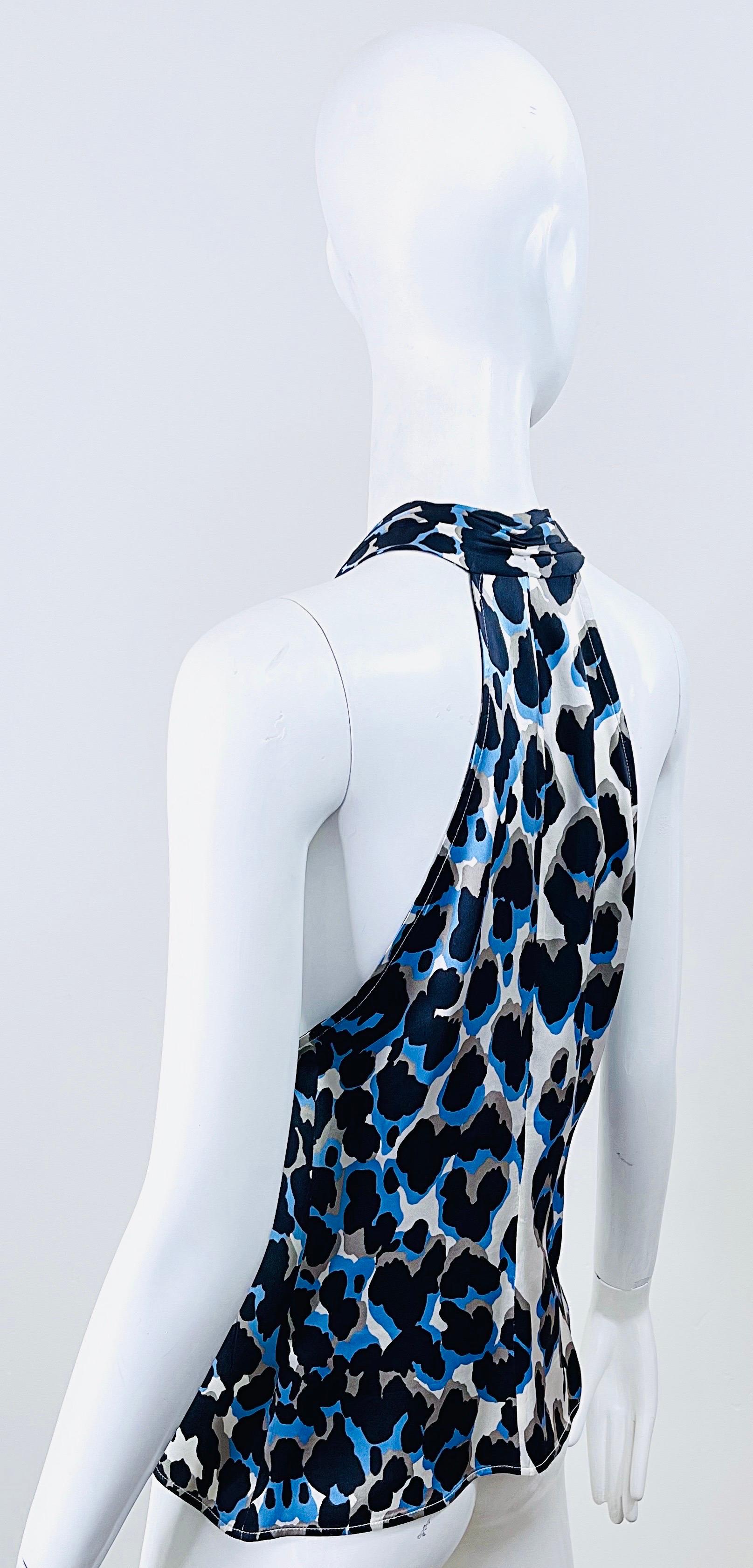 Roberto Cavalli 2000s Size 44 / US 8 Blue Leopard Silk Sleeveless Ruffle Blouse For Sale 3
