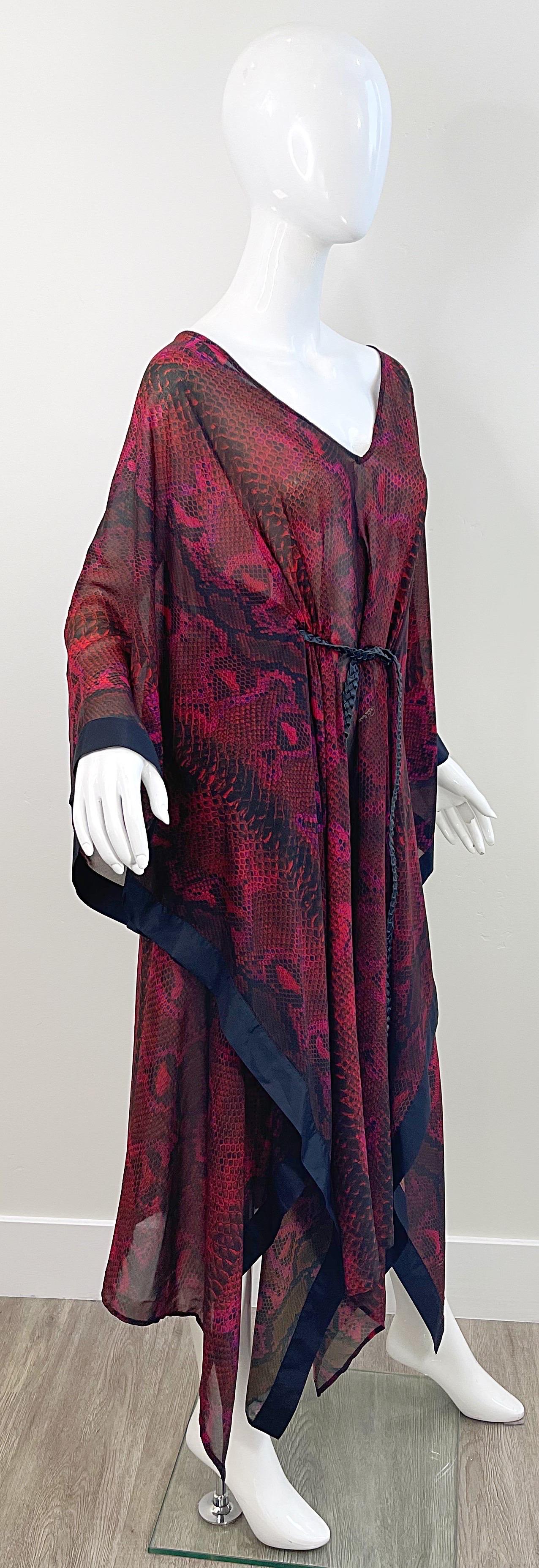 Roberto Cavalli 2000s Snakeskin Animal Print Magenta Burgundy Black Caftan Dress For Sale 6