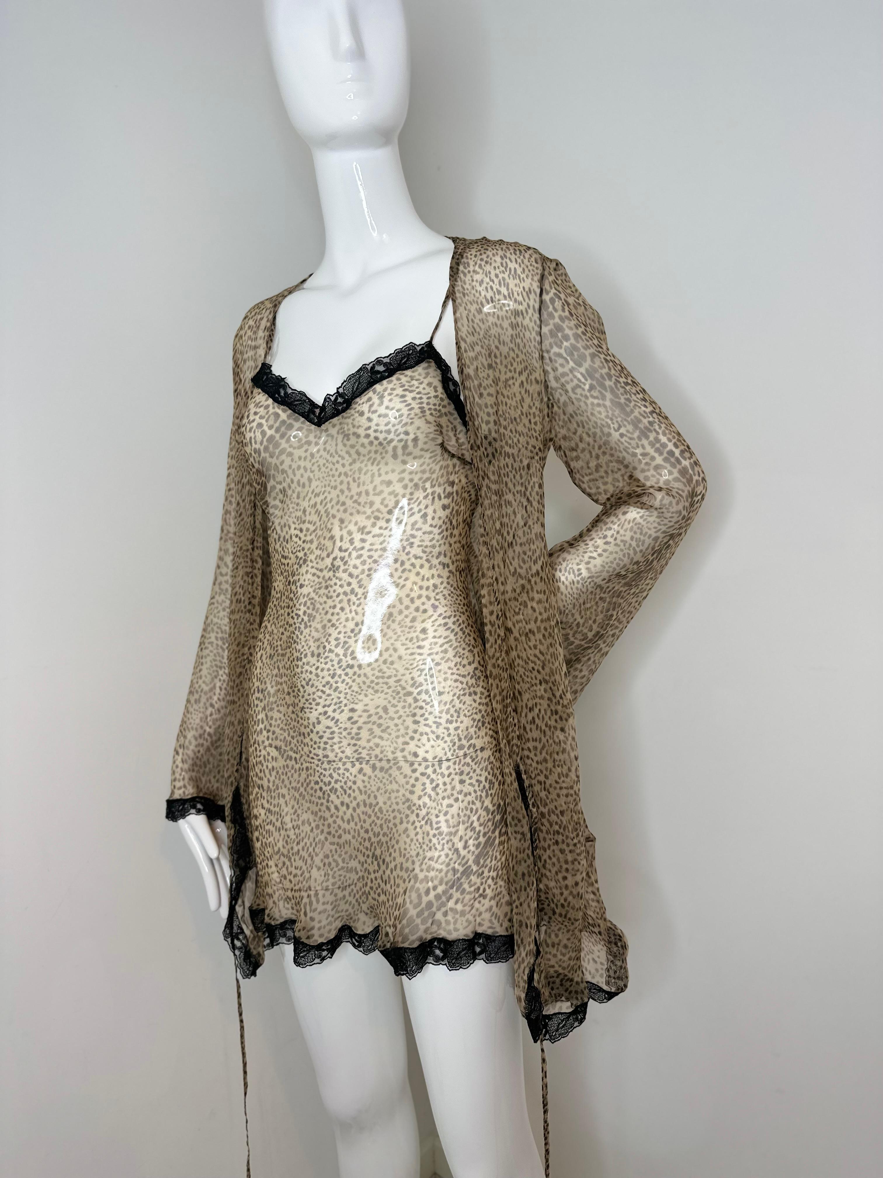 Roberto Cavalli 2001 animal print silk and lace mini dress with a matching wrap robe 

Both robe and slip are size 42 
The slip can be worn as a mini dress, will probably need a nude slip underneath (not included) 
The set is in good vintage