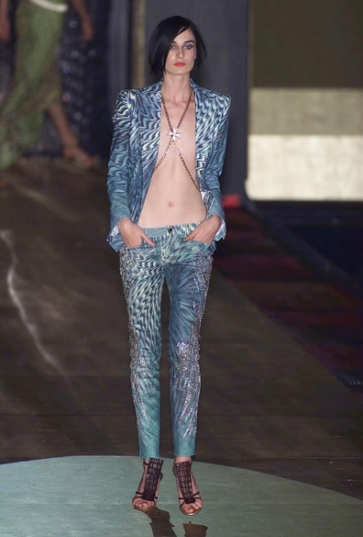 Roberto Cavalli 2001 runway beaded psychedelic pants
Size S
Good vintage condition. Some beads missing, normal wear due to age