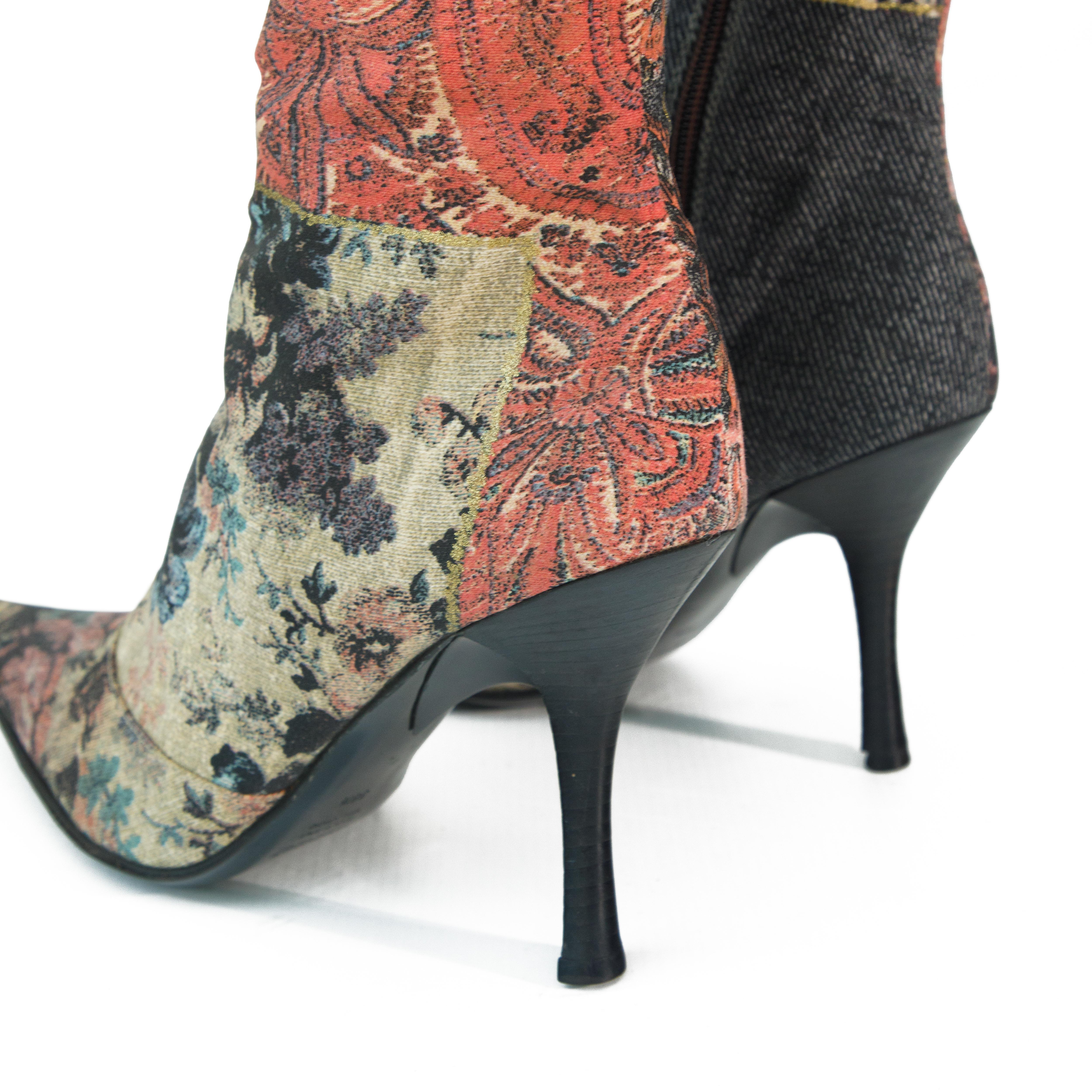 Roberto Cavalli 2002 Stivali alti alla coscia patchwork misura 38,5 in vendita 1
