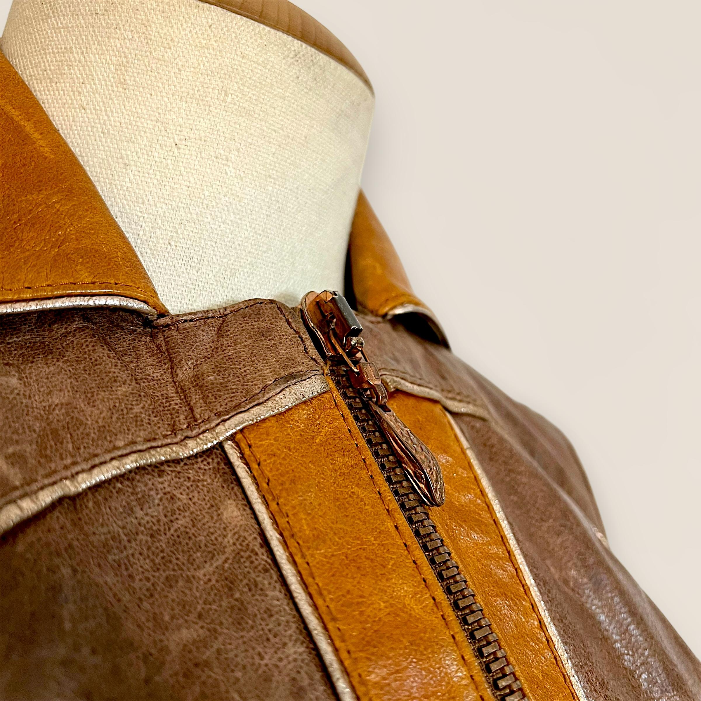 Roberto Cavalli 2002 runway cropped leather jacket (veste en cuir coupée)  Pour femmes en vente