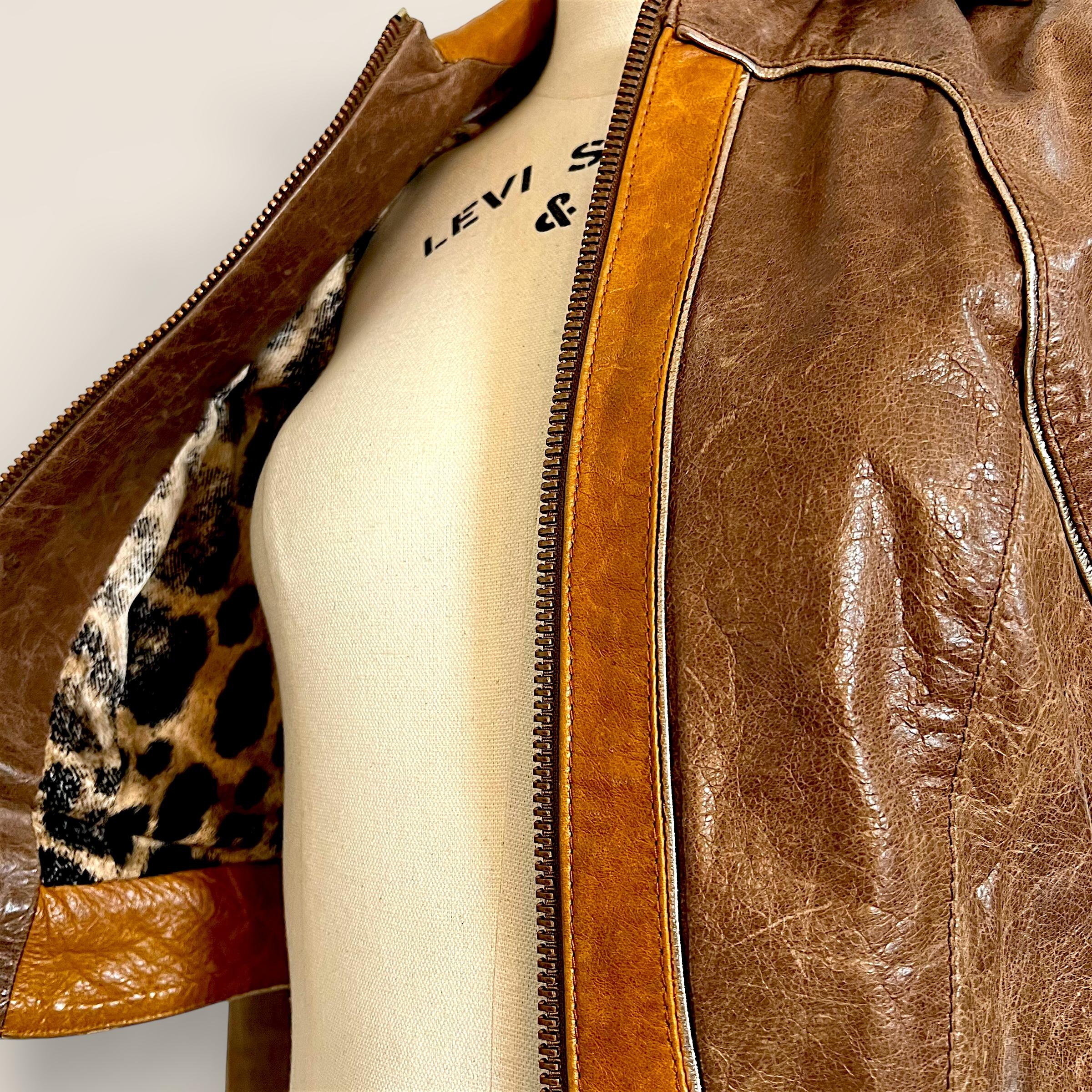 Roberto Cavalli 2002 runway cropped leather jacket (veste en cuir coupée)  en vente 5