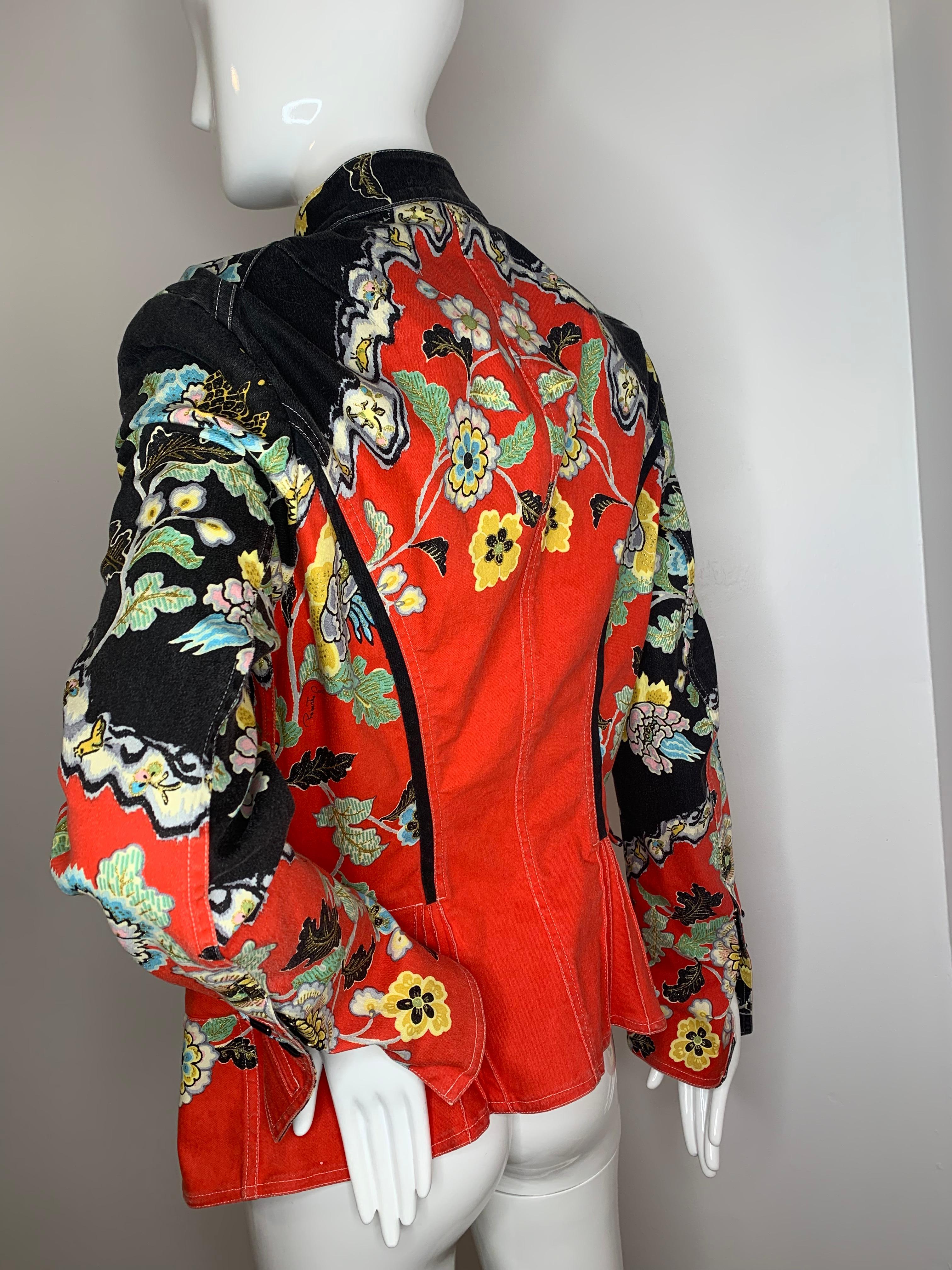 Roberto Cavalli 2003 chinoiserie red jacket  In Good Condition In Annandale, VA