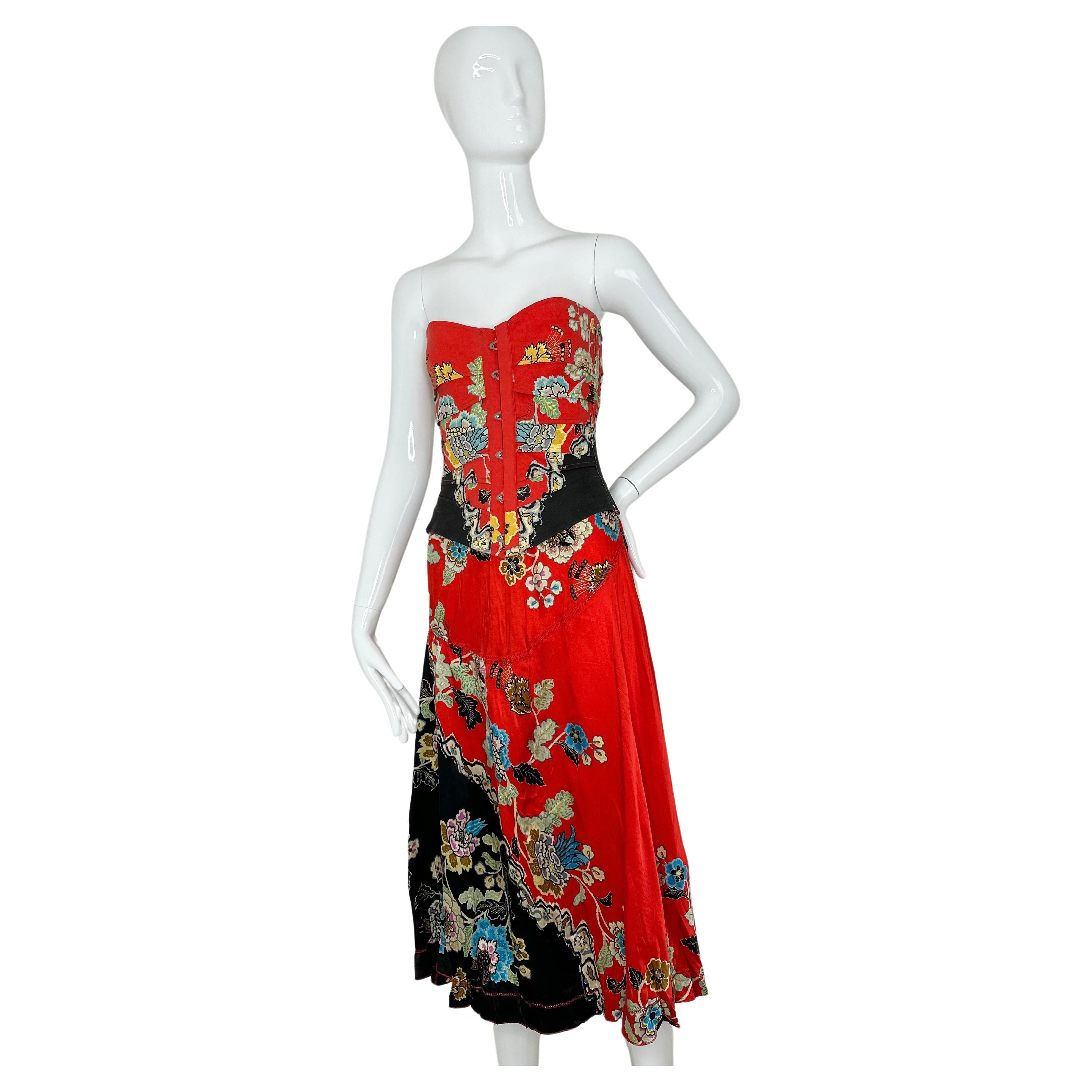 Roberto Cavalli 2003 chinoiserie silk midi skirt  For Sale