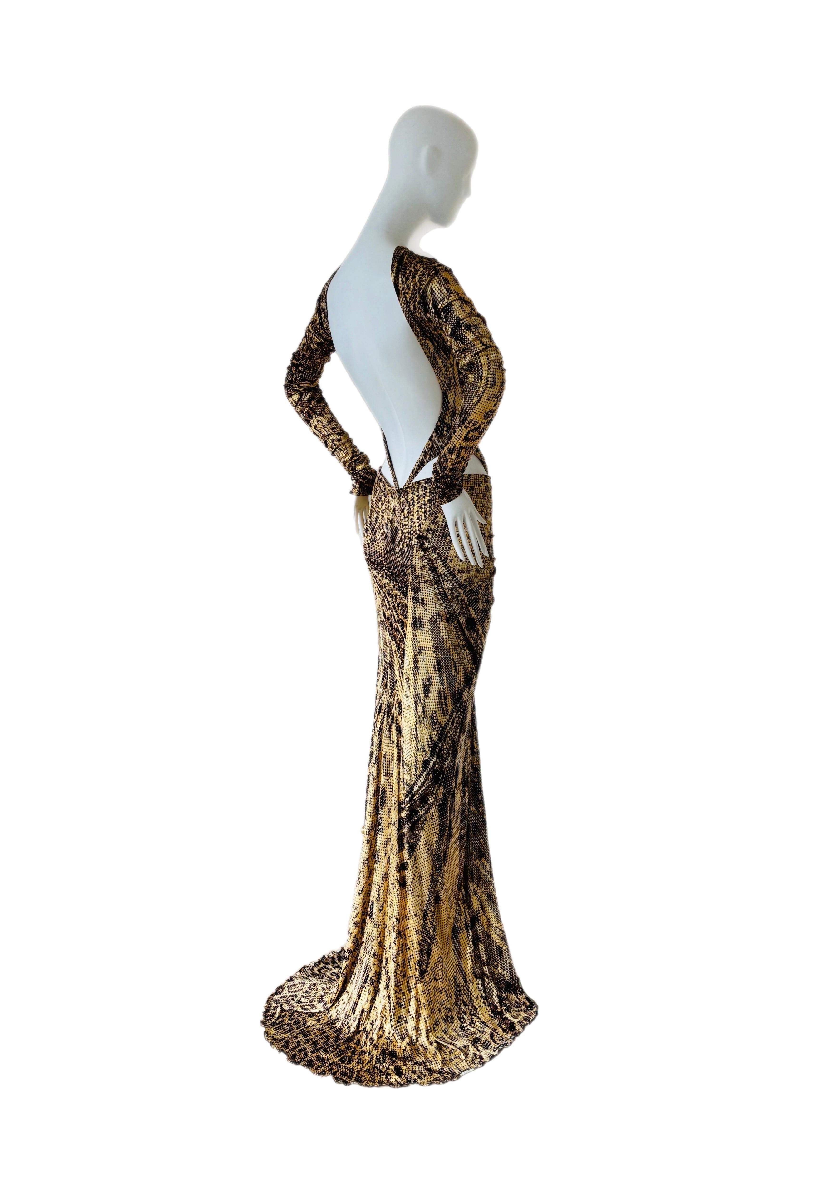 Roberto Cavalli
FW03
Vintage
Runway
Black + Gold Metallic
Open Back, Sexy Cut Outs, Huge Front Slit, High Neck, Ruching
This just oozes sex appeal
Pullover
Size Medium, stretchy, too hard to measure because open back etc etc
Excellent condition, to
