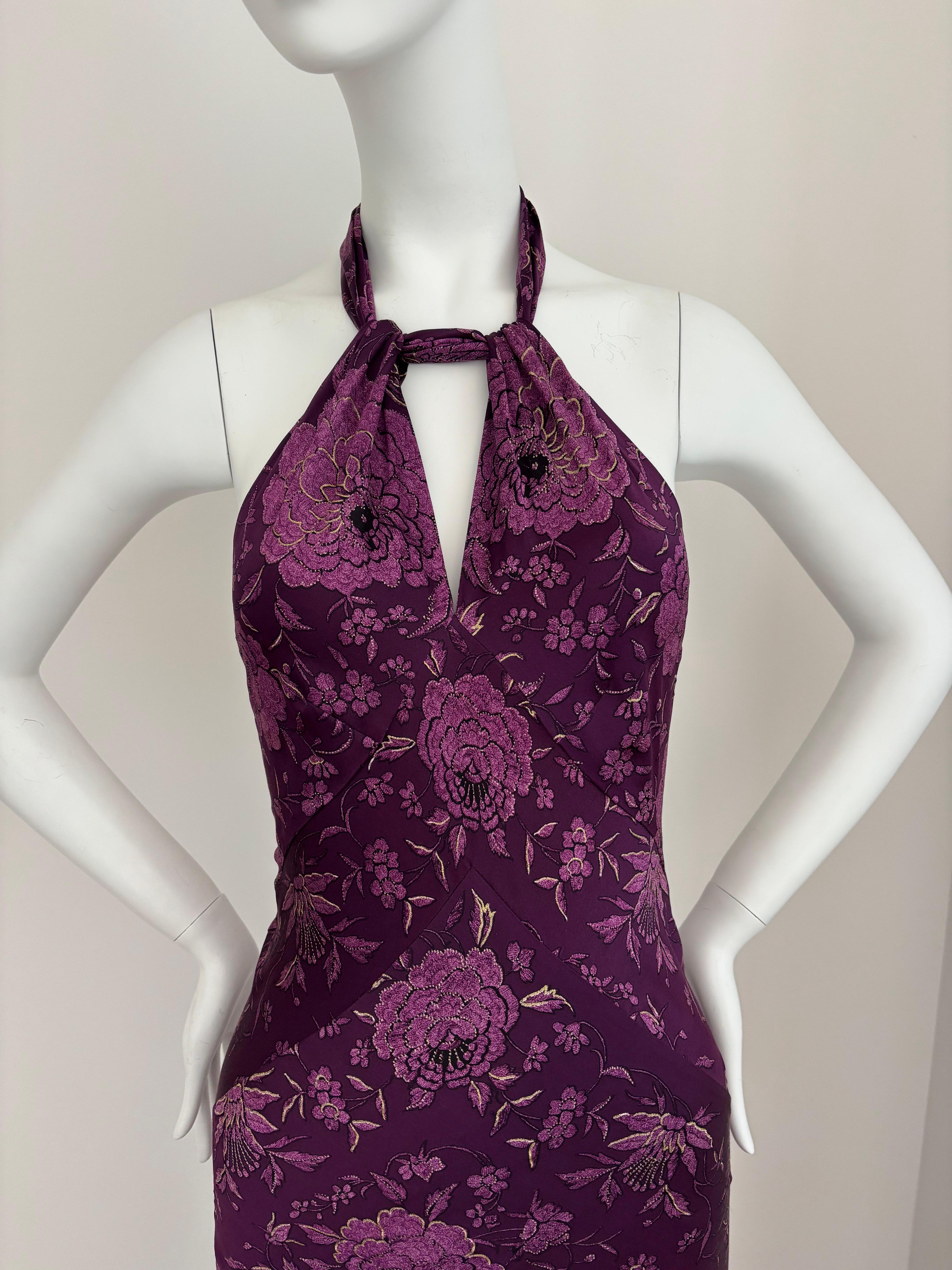 Roberto Cavalli 2004 Vestido Halter de Seda Floral Morado y Dorado Sin Espalda en venta 2