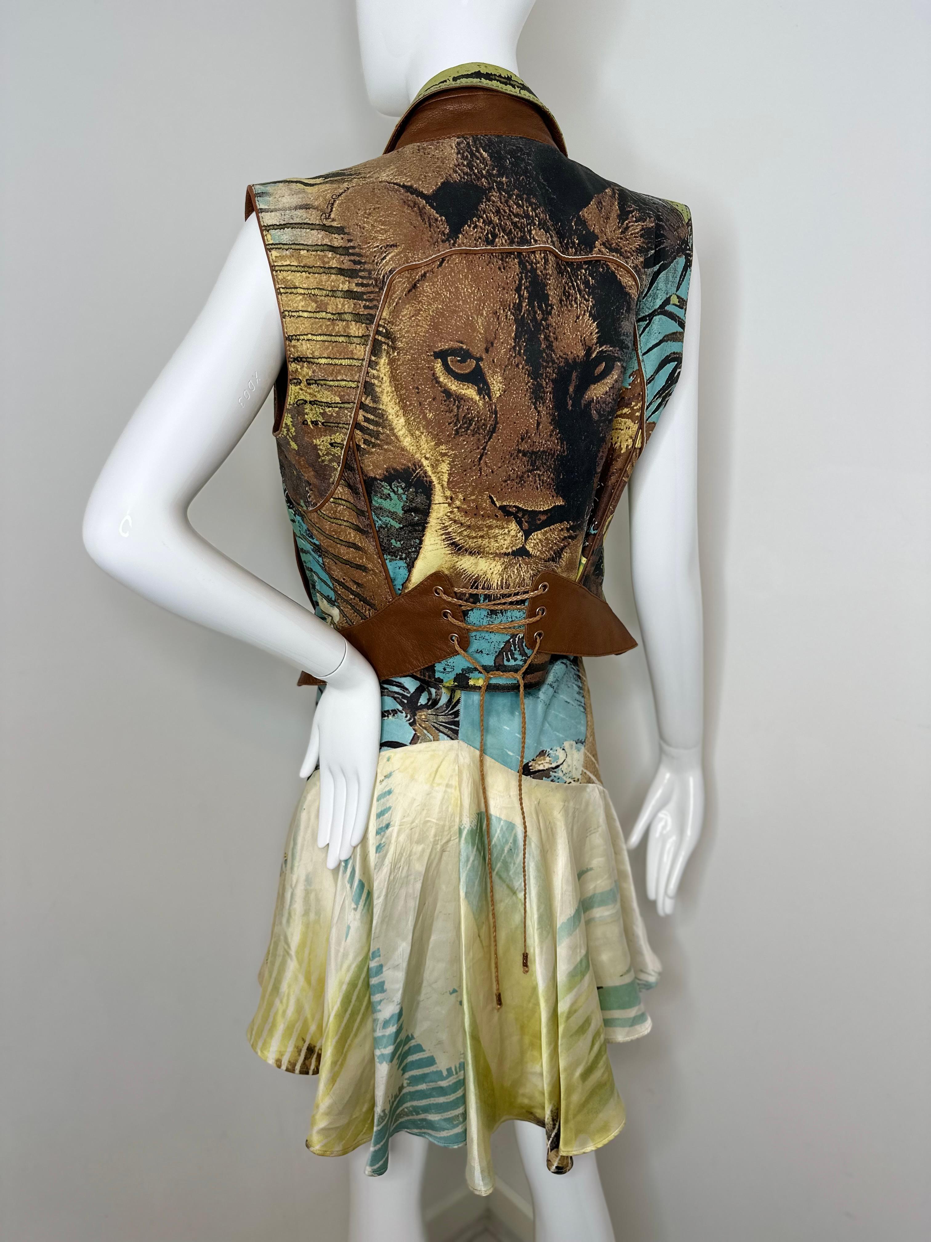 Roberto Cavalli 2004 runway skirt and jacket set In Excellent Condition In Annandale, VA
