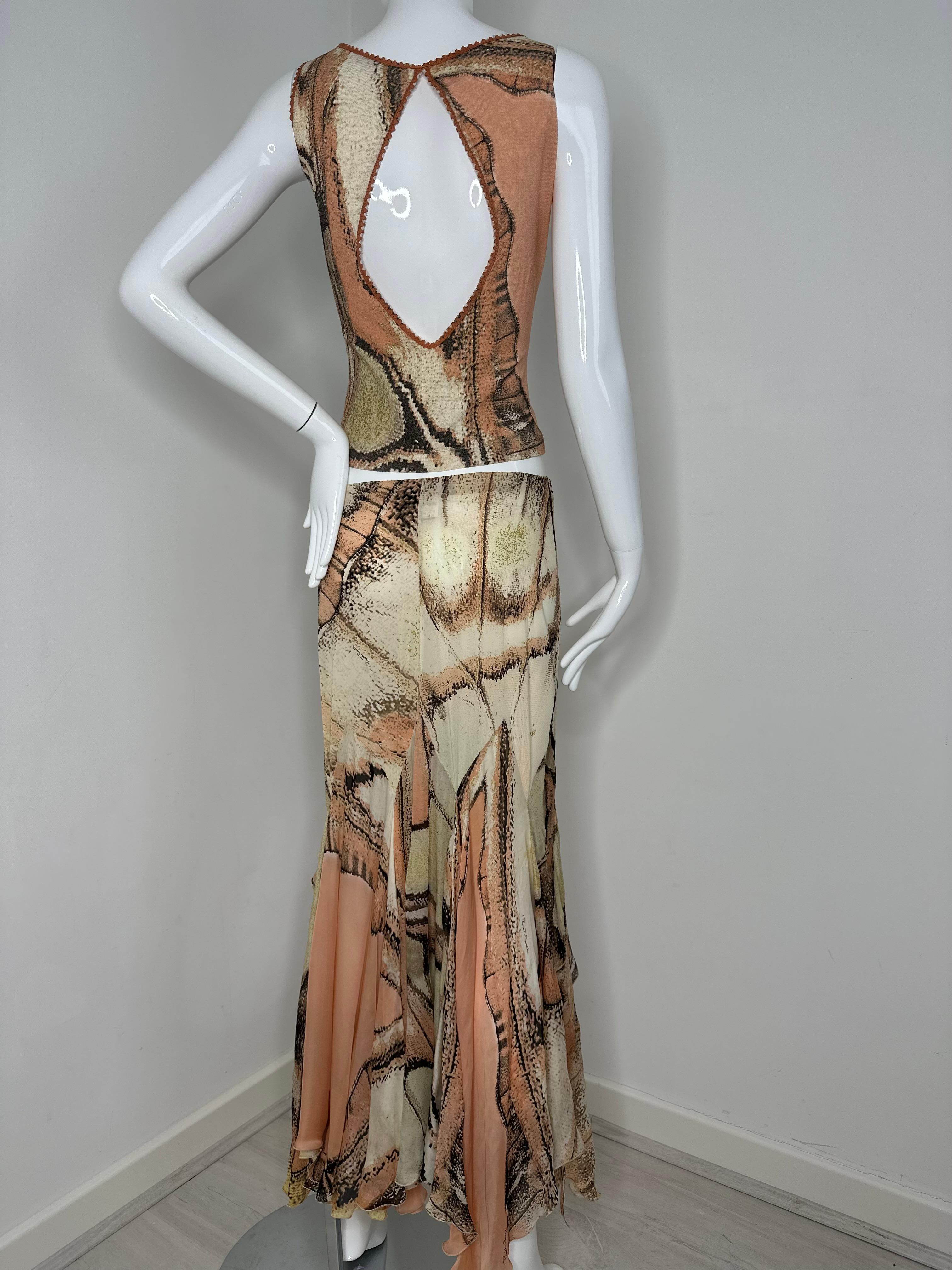 Roberto Cavalli 2004 skirt and top set In Excellent Condition In North Miami, FL