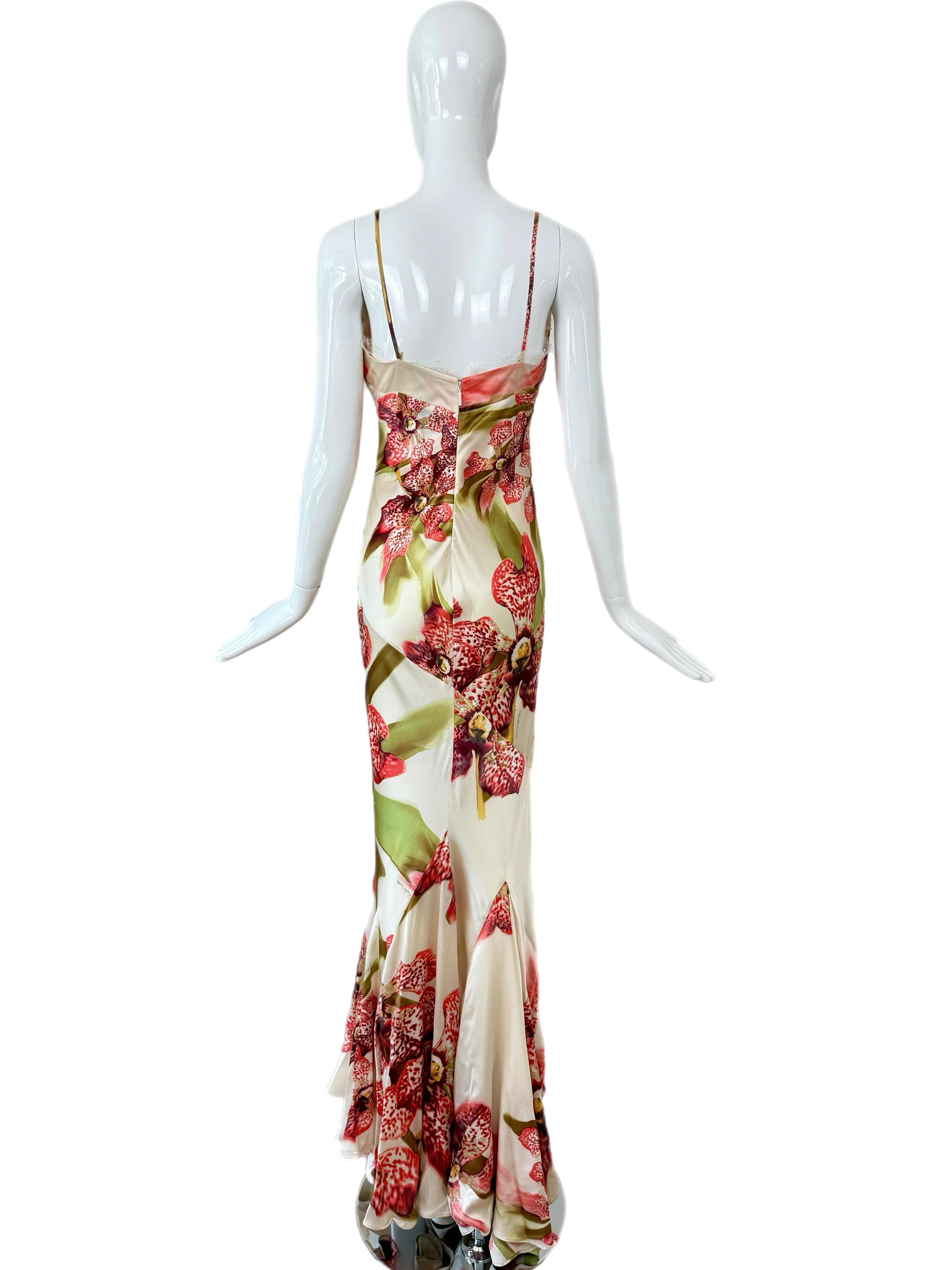 ROBERTO CAVALLI 2004 Vintage-Kleid aus Seide mit Blumenverzierung (Grau) im Angebot