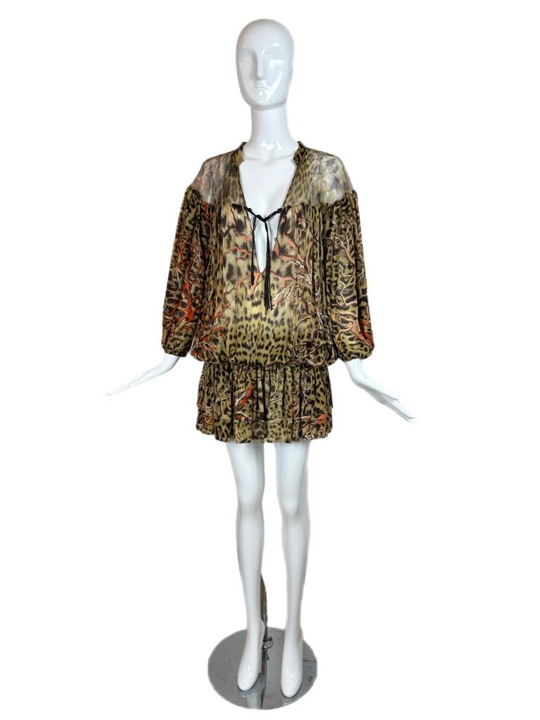 ROBERTO CAVALLI 2005 Vintage Seiden-Laufsteg-Minikleid Koralle Leopard im Zustand „Gut“ im Angebot in Leonardo, NJ