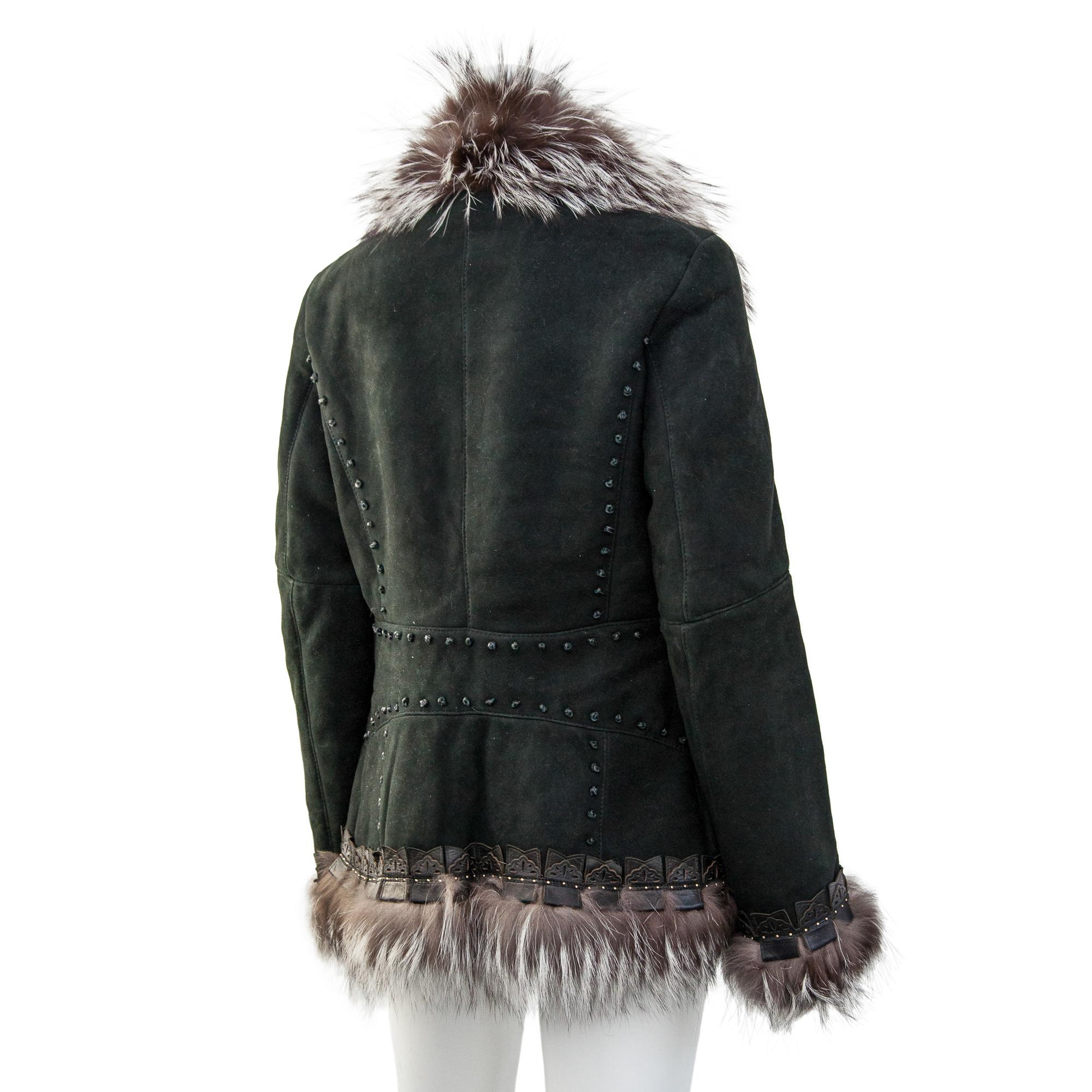 Roberto Cavalli 2006 Chaqueta de ante negro y piel de zorro plateada talla 42 Gris en venta