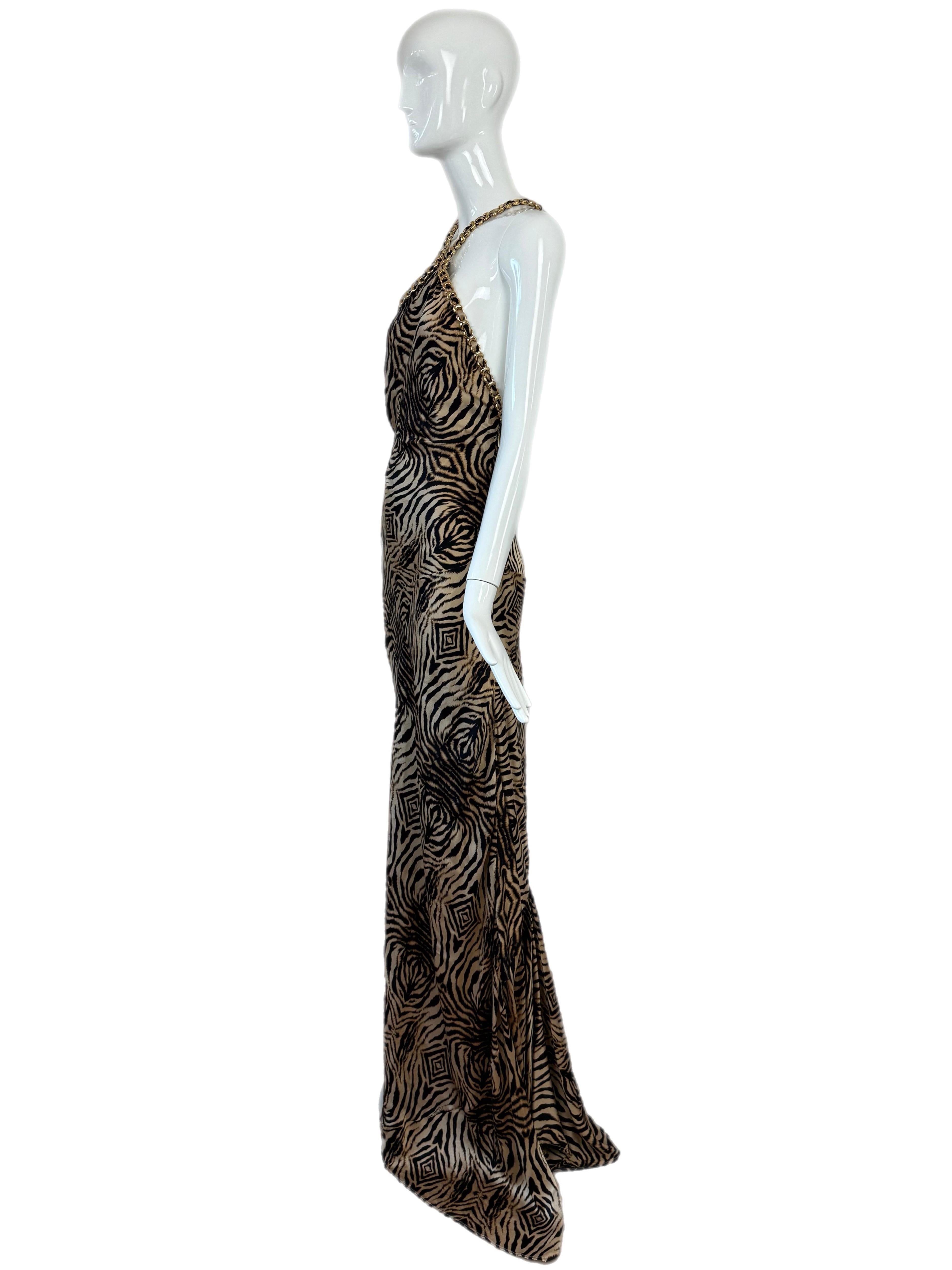 ROBERTO CAVALLI 2006 Bata vintage de seda con estampado animal y espalda. Cadenas en Excelente estado para la venta en Leonardo, NJ