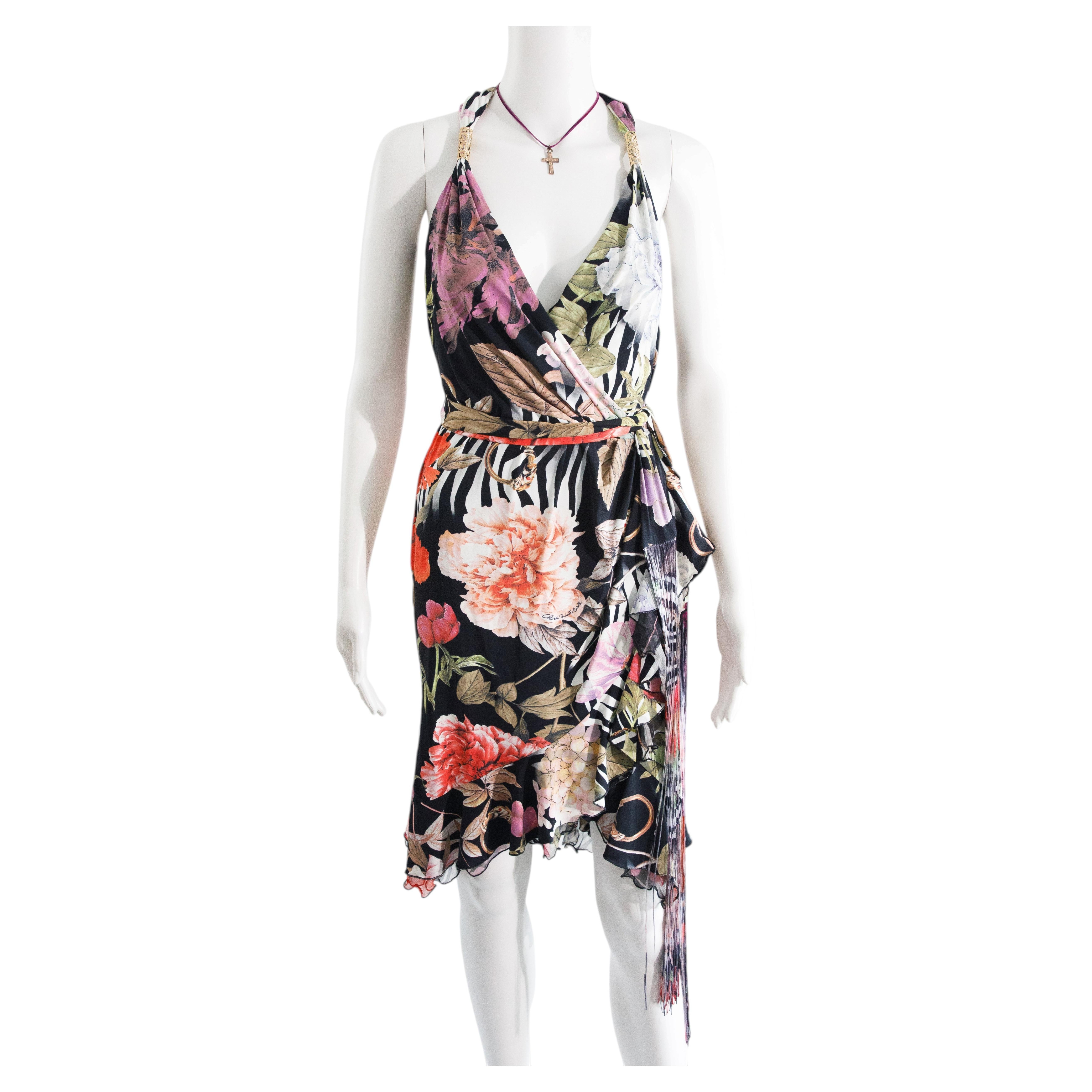 Roberto Cavalli 2013 – Minikleid mit Blumenmuster, Wickelausschnitt und Rüschen, Größe 42