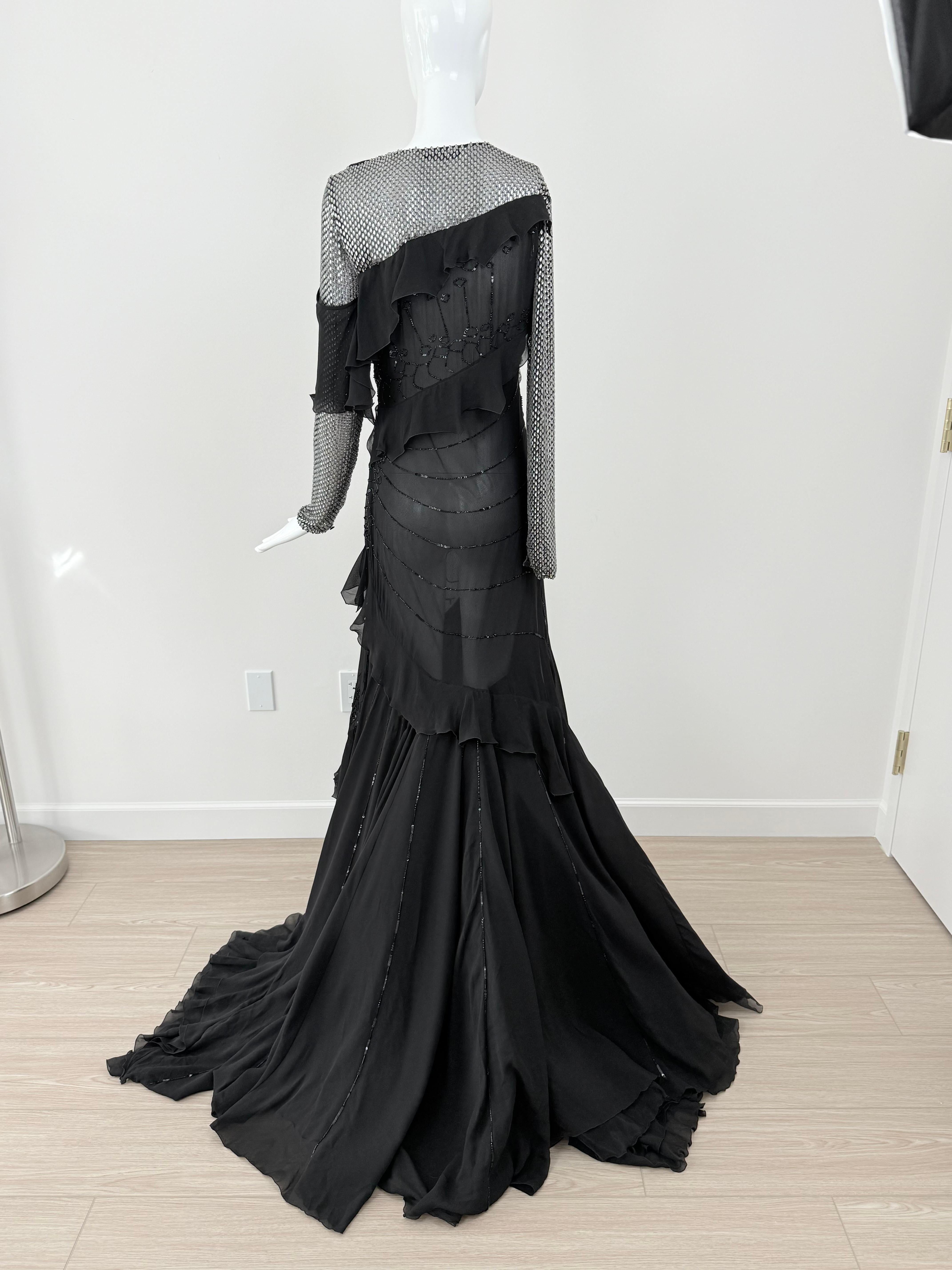 ROBERTO CAVALLI 2018 Vestido de baile de seda con pedrería negra, voluminoso y adornado con cristales en venta 8