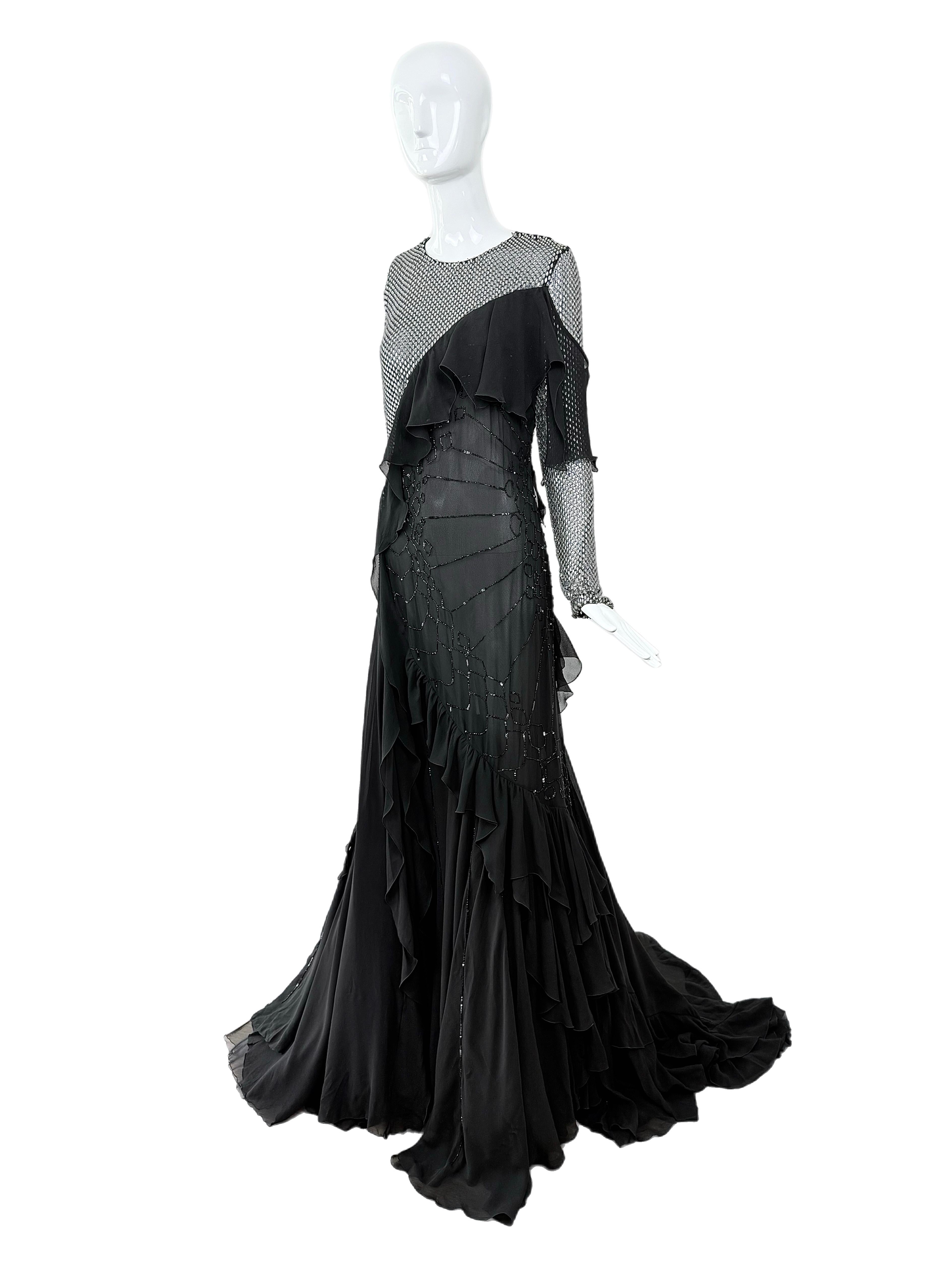 ROBERTO CAVALLI 2018 Vestido de baile de seda con pedrería negra, voluminoso y adornado con cristales en venta 12