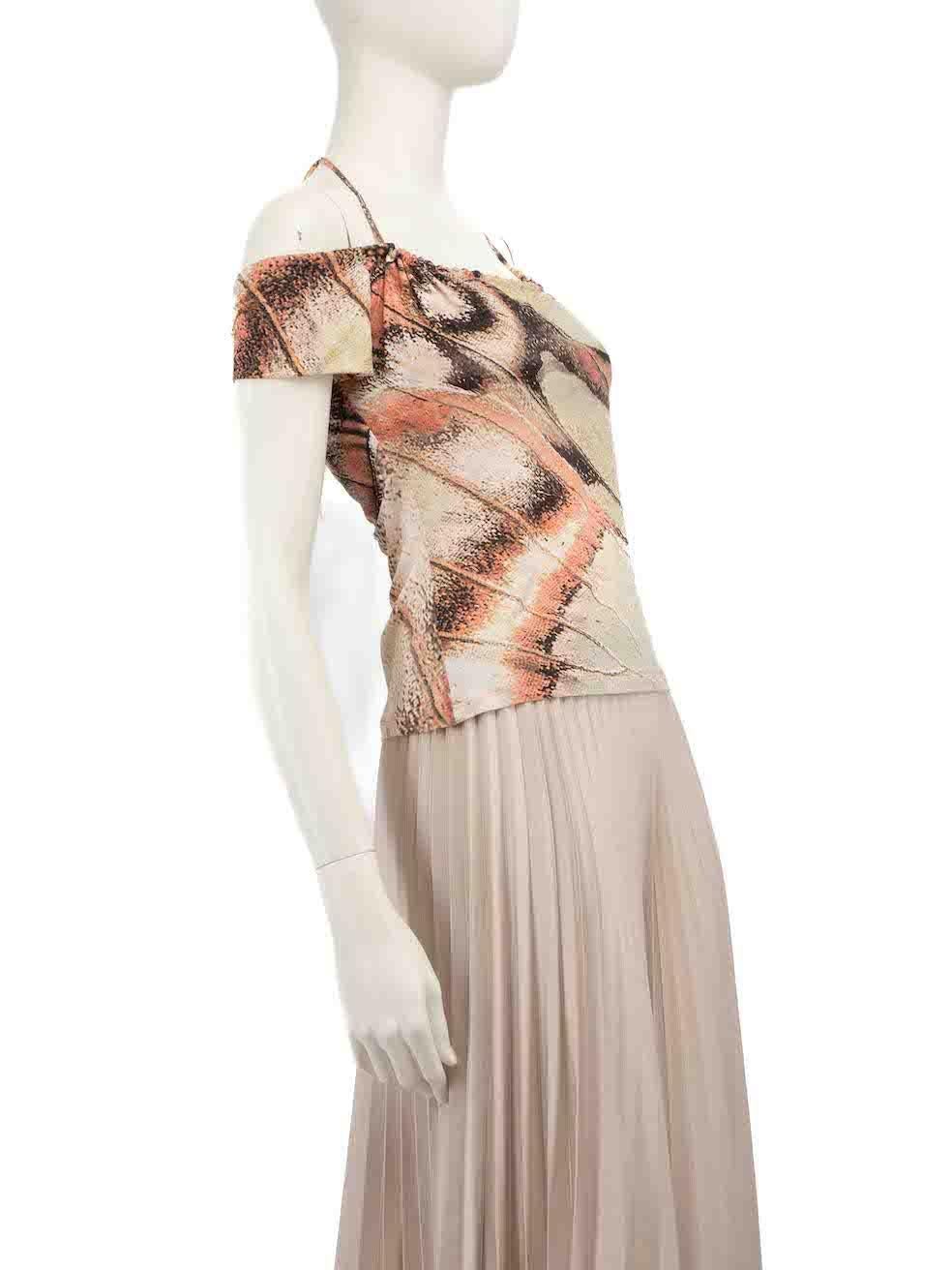 CONDITION is Very good. Hardly any visible wear to the top is evident on this used Roberto Cavalli designer resale item.
 
 Details
 Multicolour
 Synthetic
 Short sleeve top
 Stretchy
 Abstract pattern
 Round neck
 2x Detachable feather chain
 
 
