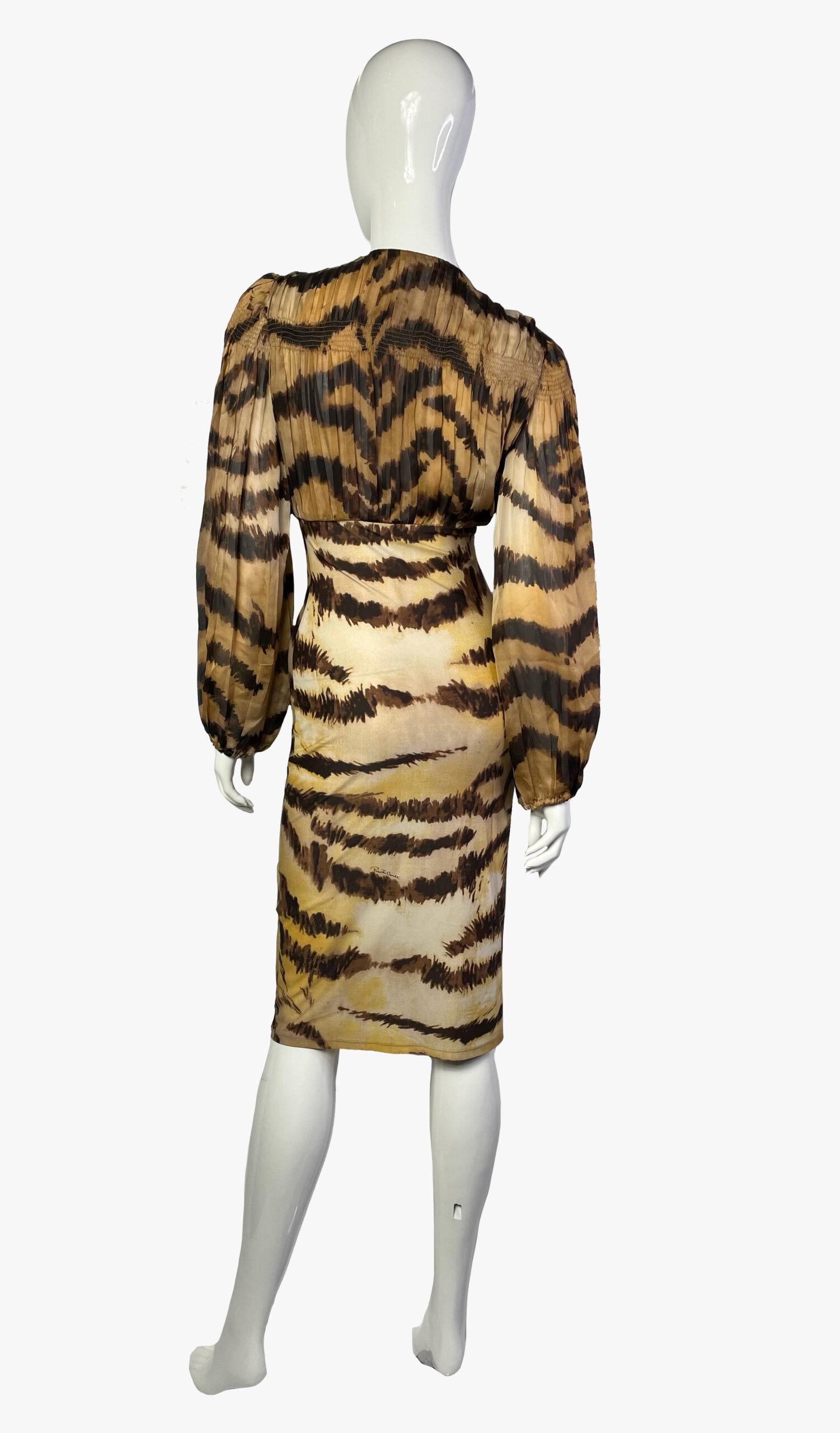 Vestido estampado animal Roberto Cavalli en venta 1