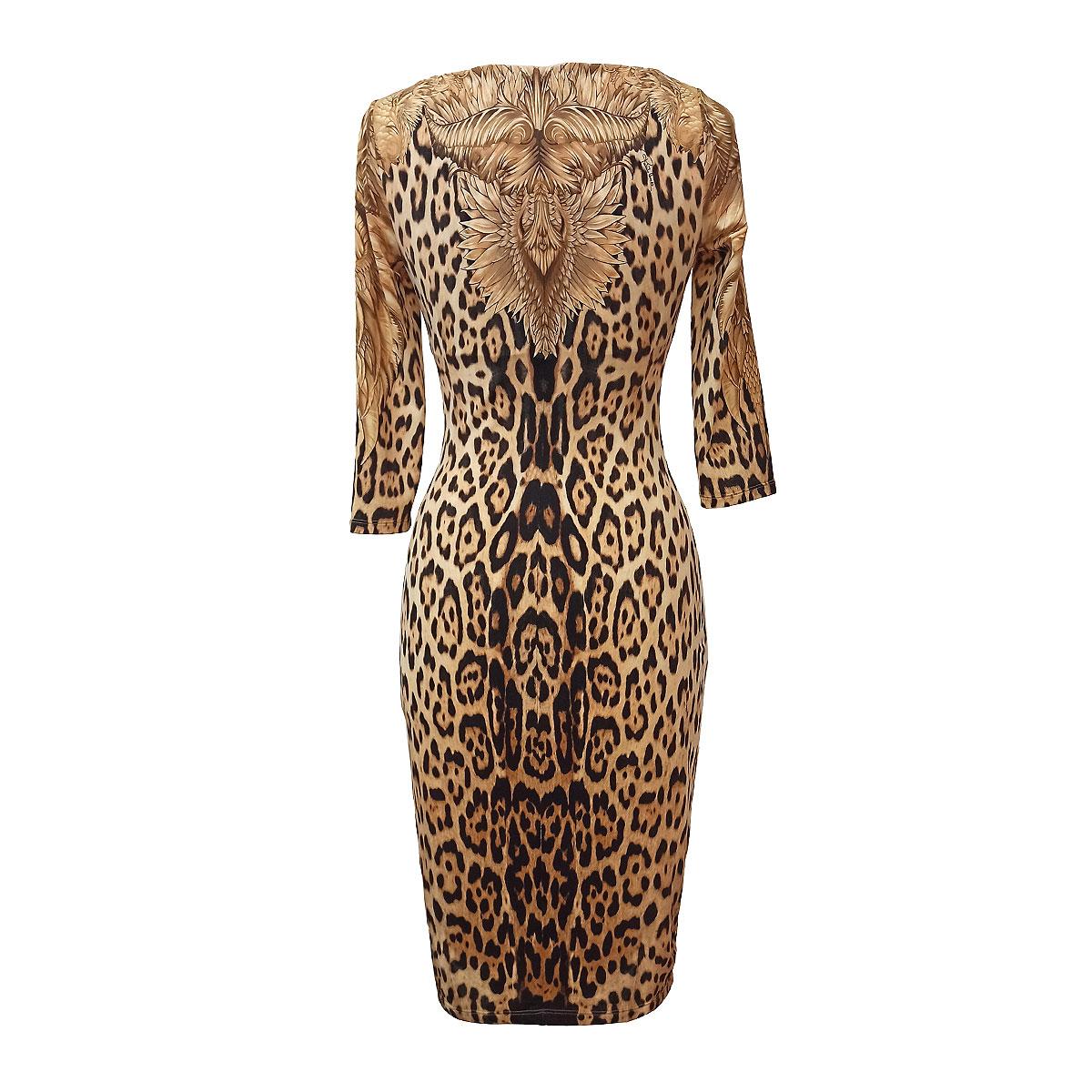 Beautiful Roberto Cavalli dress
Fabric and size tags removed
Animalier print
3/4 sleeve
Total length cm 94 (37 inches)
Shoulders cm 33 (12,99 inches)
Worldwide express shipping included in the price !