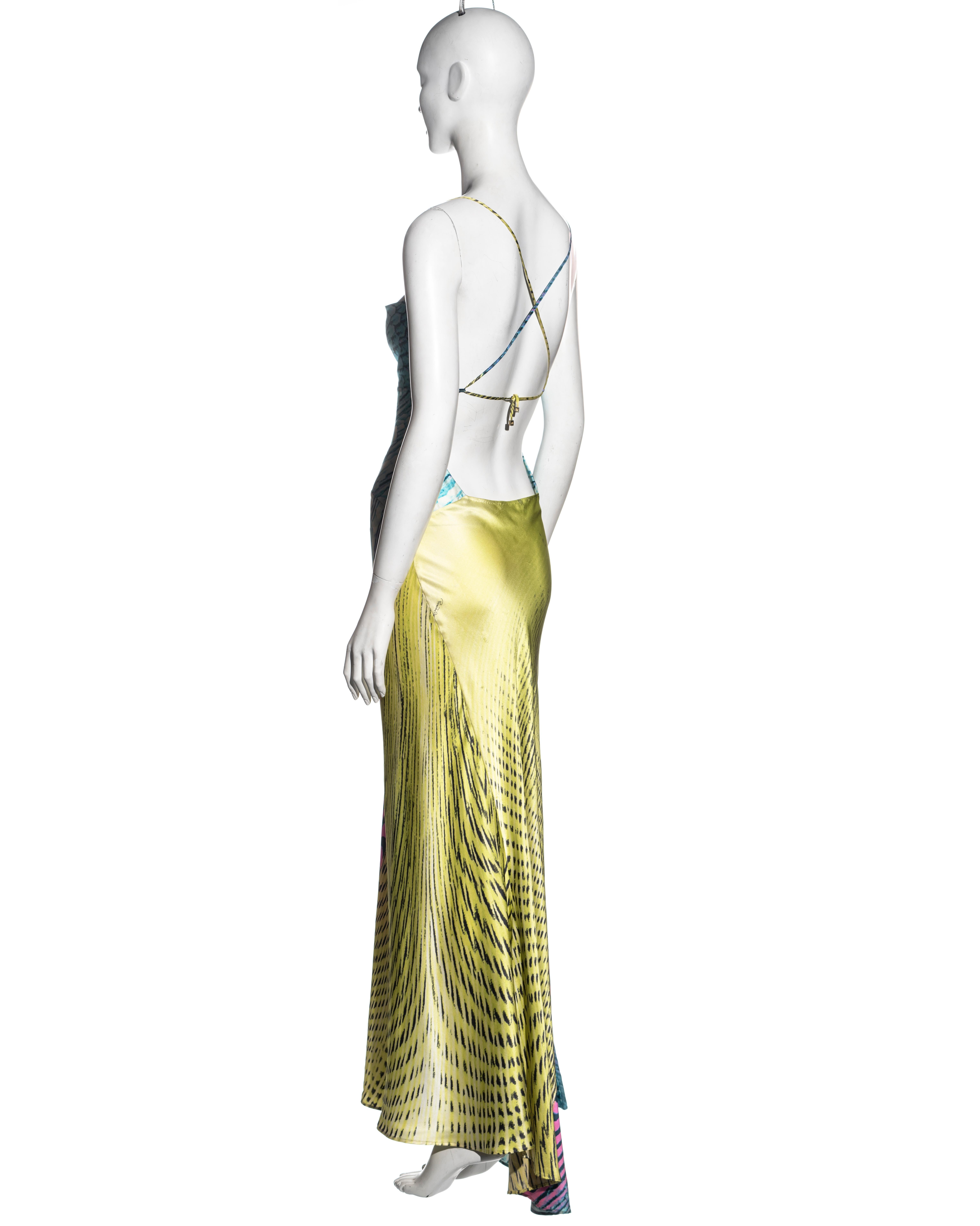 Roberto Cavalli schräg geschnittenes Abendkleid aus Seide mit offenem Rücken, ss 2001 im Angebot 4