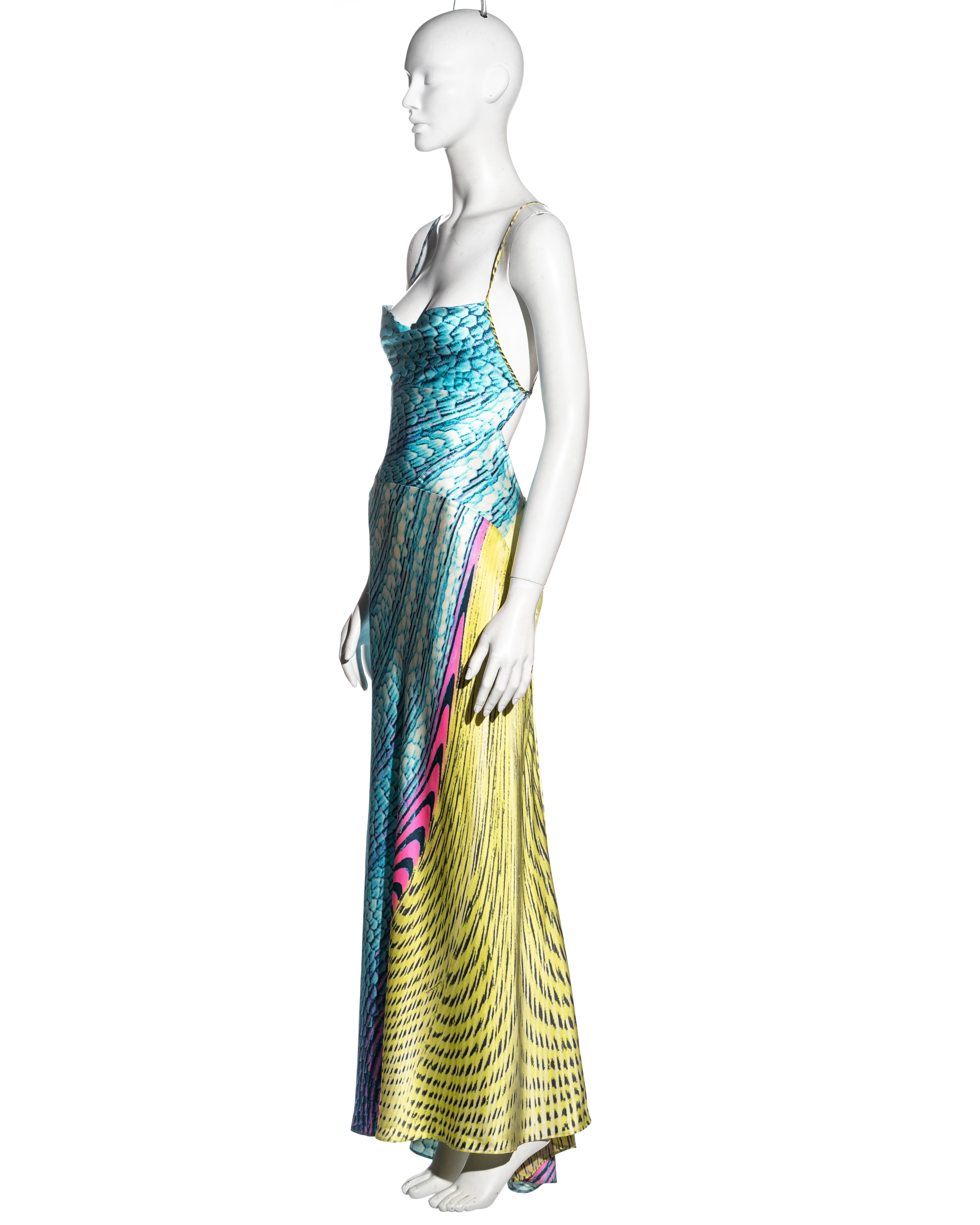 Roberto Cavalli schräg geschnittenes Abendkleid aus Seide mit offenem Rücken, ss 2001 Damen im Angebot