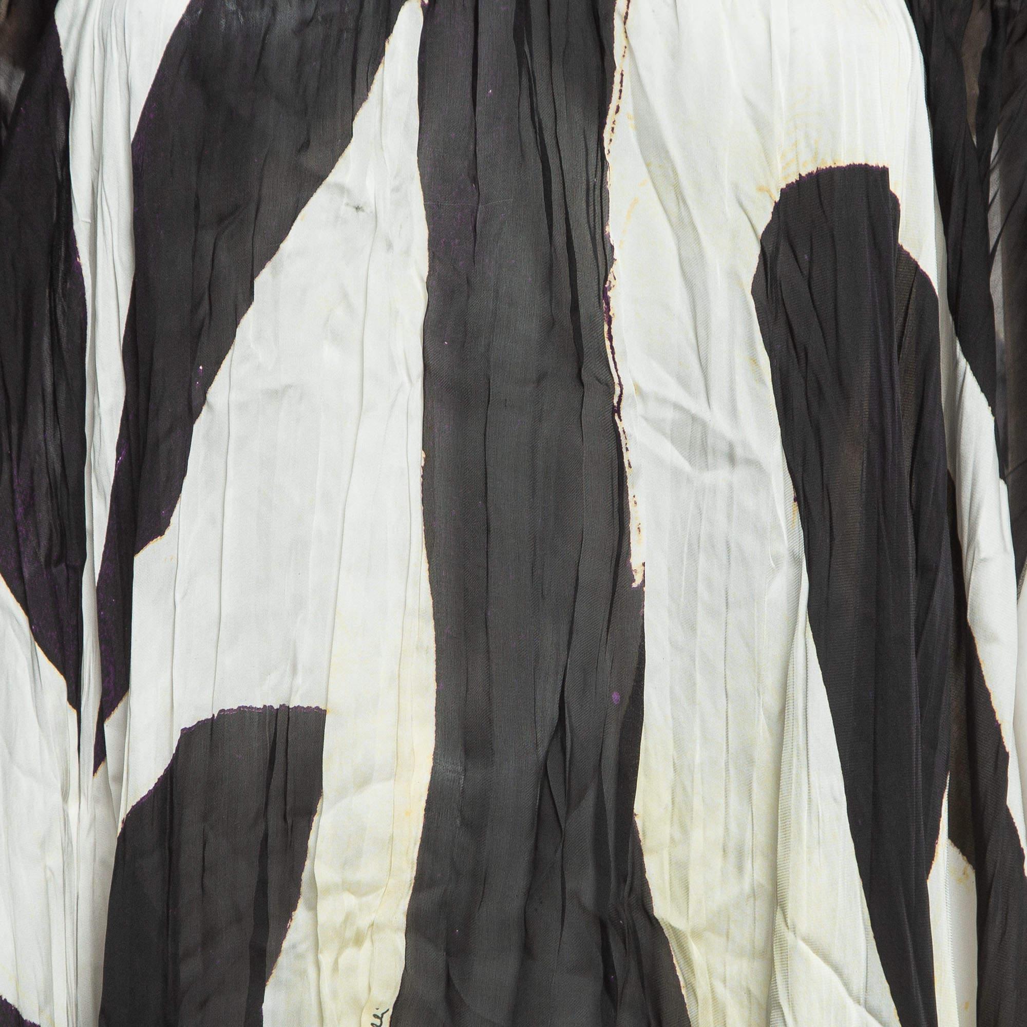 Roberto Cavalli Black Animal Print Silk Off-Shoulder Asymmetric Kaftan Dress L For Sale 2