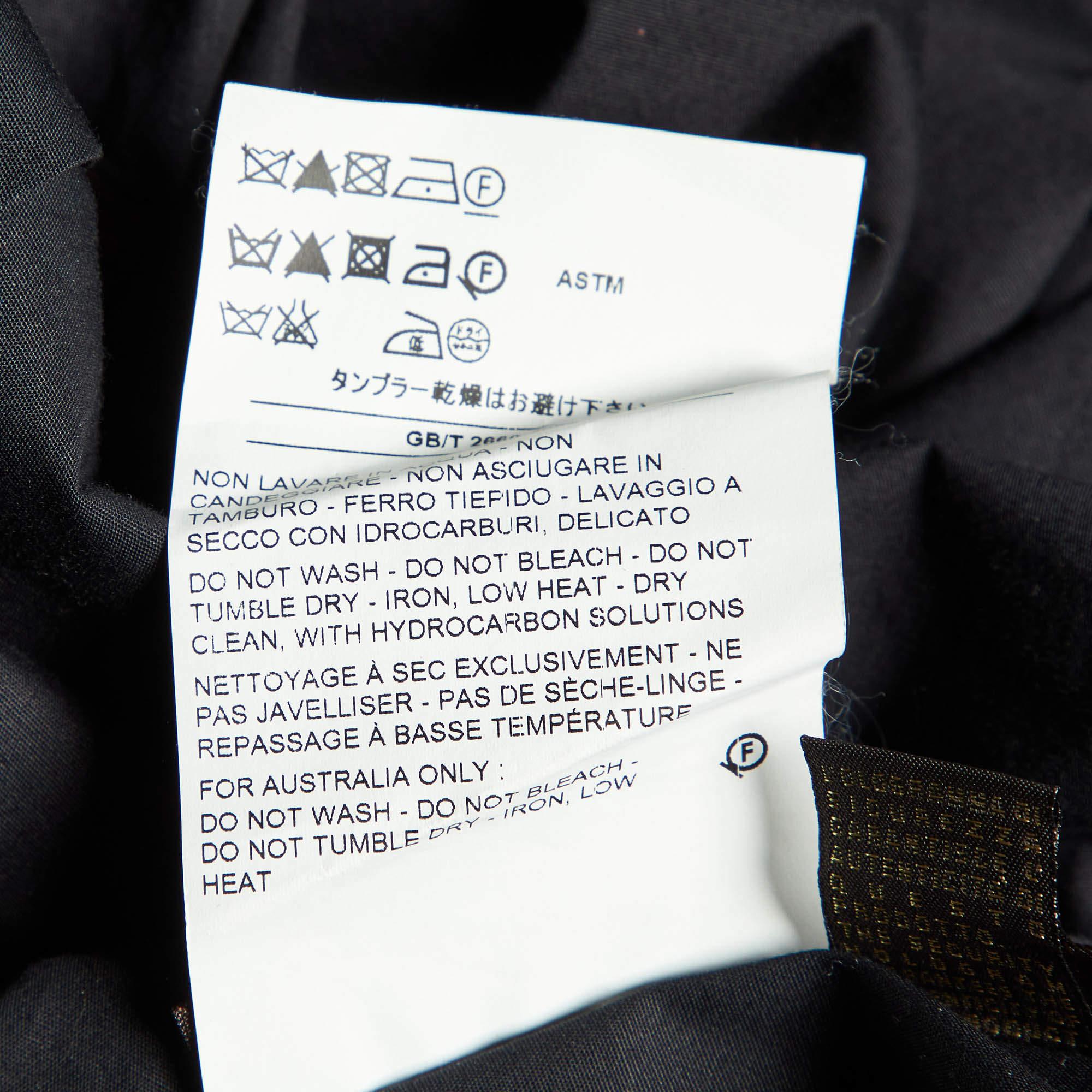 Roberto Cavalli - Camicia in cotone nero con logo e stemma ricamato sul davanti - S in vendita 1